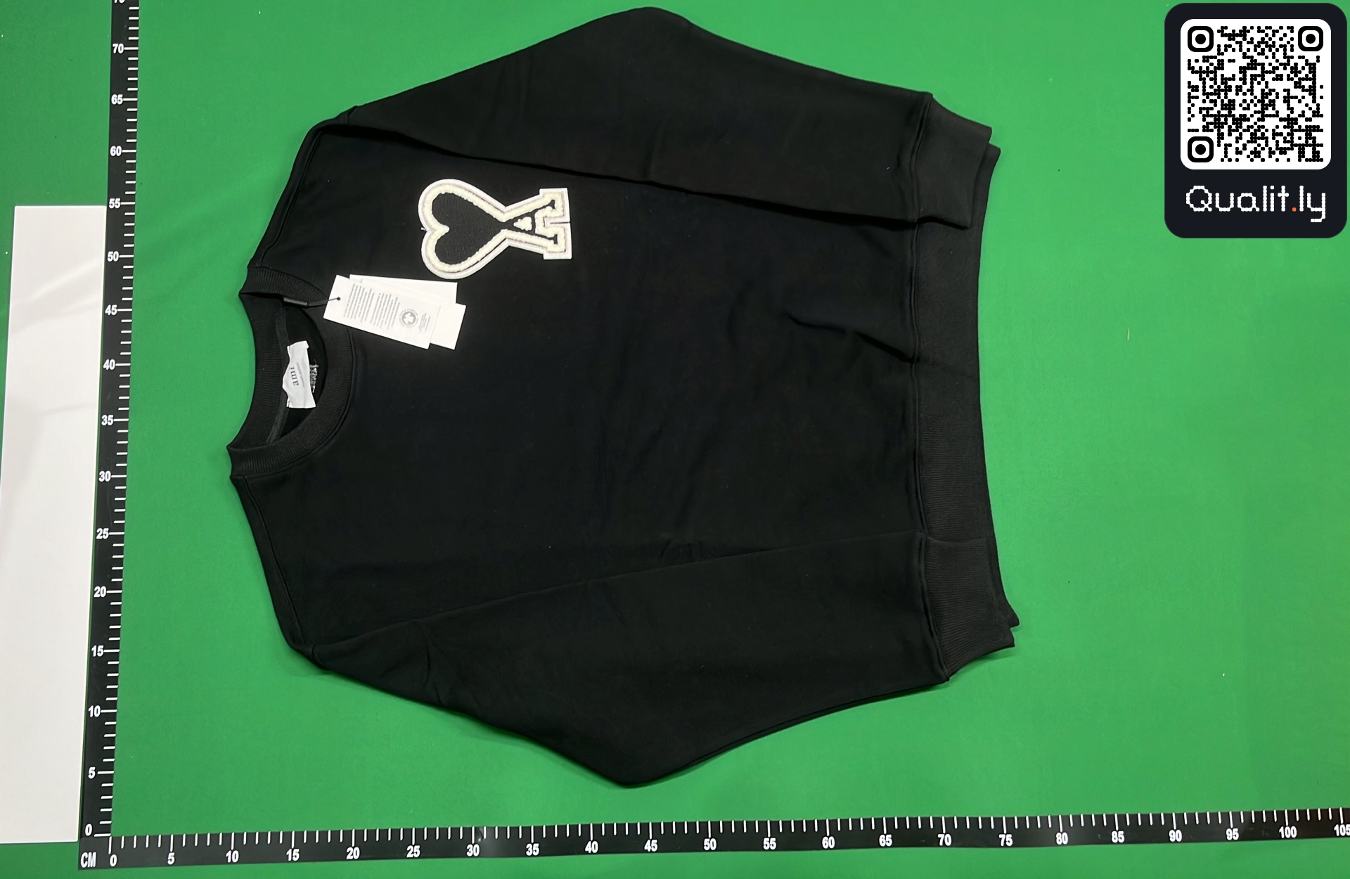 Pants QC photo 2 of 55