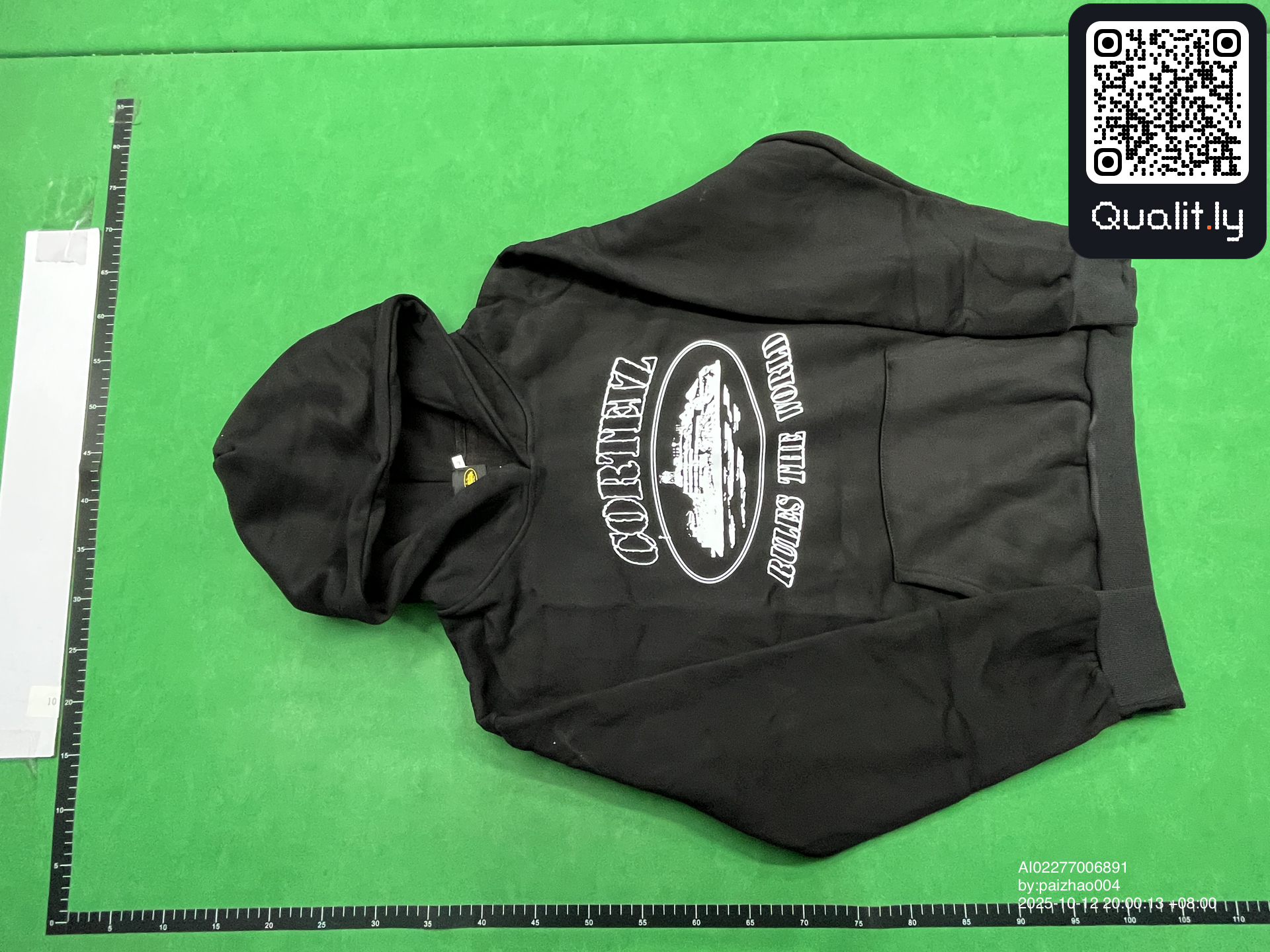Hoodie QC photo 3 of 8