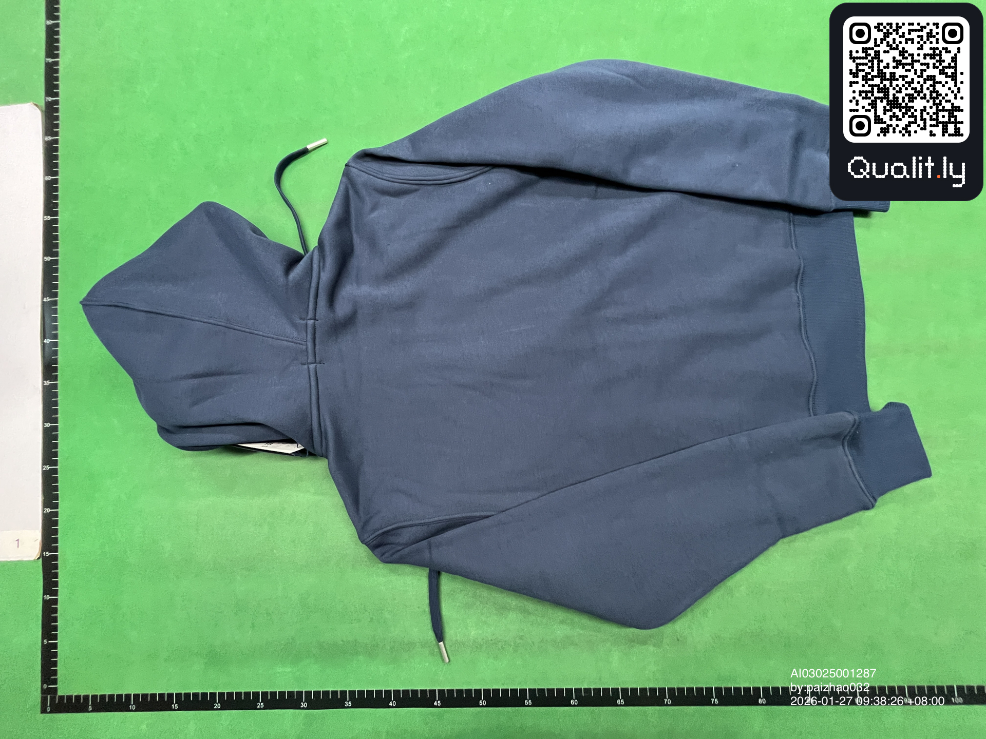 Sweater QC photo 2 of 4