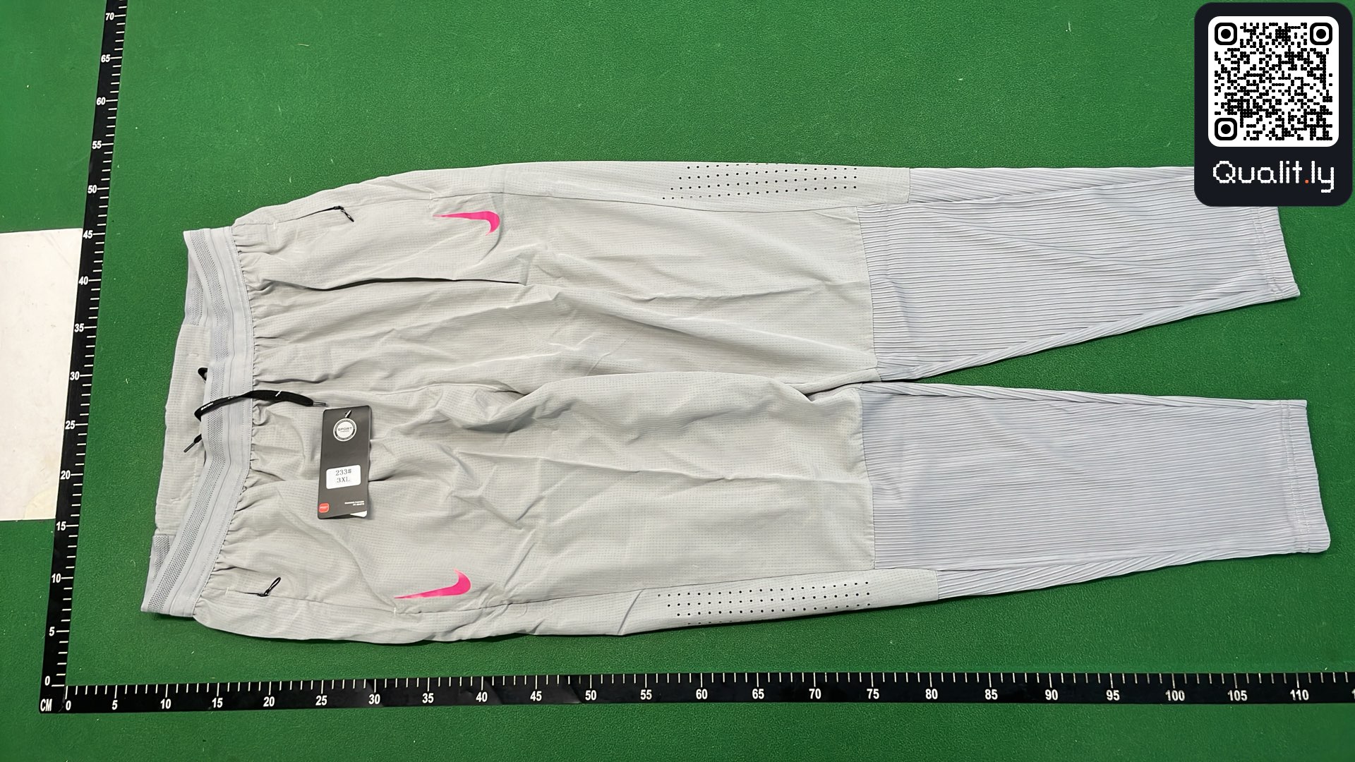 Pantalon — photo QC 2 sur 28