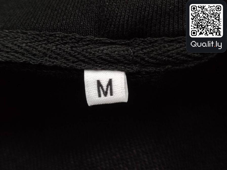 Sweat à capuche — photo QC 2 sur 6