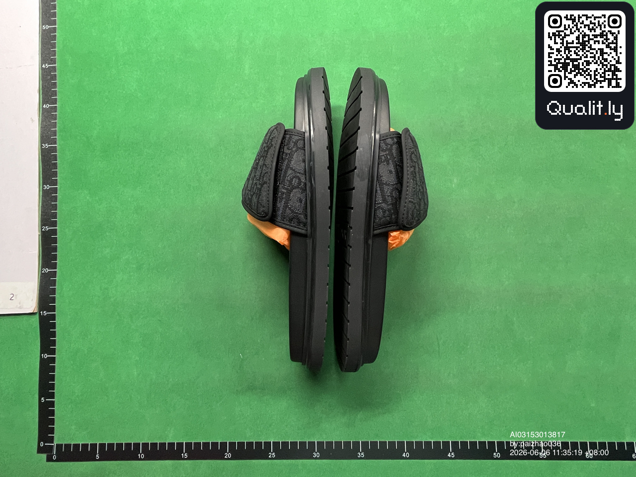 拖鞋 QC 照片 2 / 25