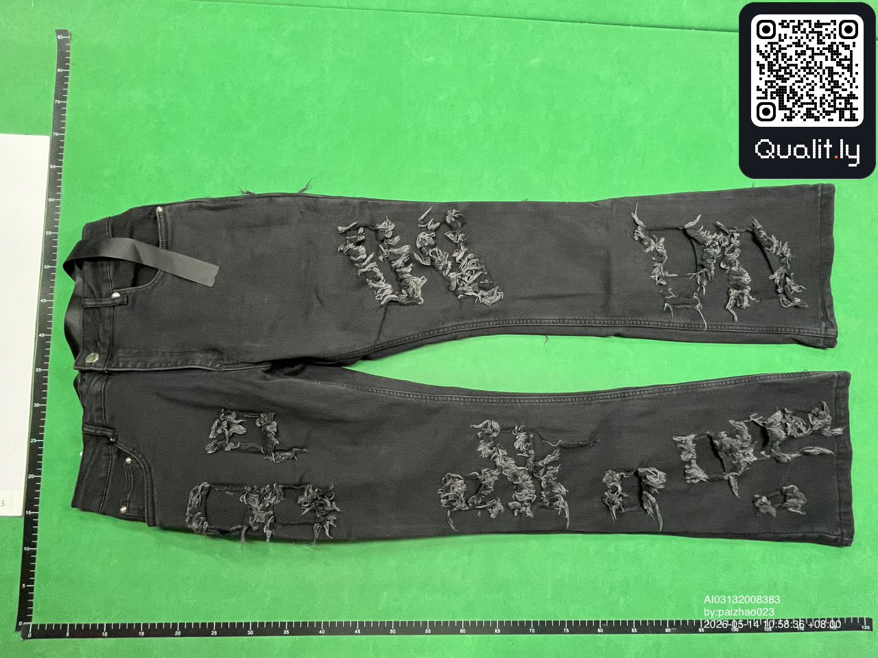 Jeans QC photo 2 of 22