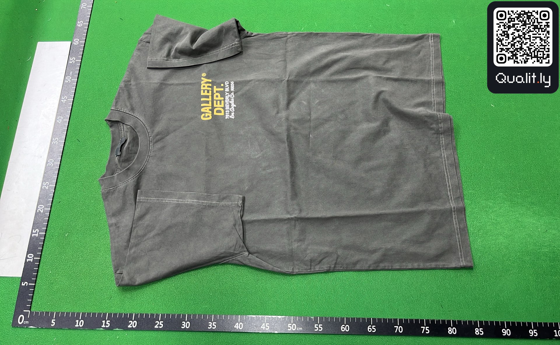 Shirt QC photo 2 of 118