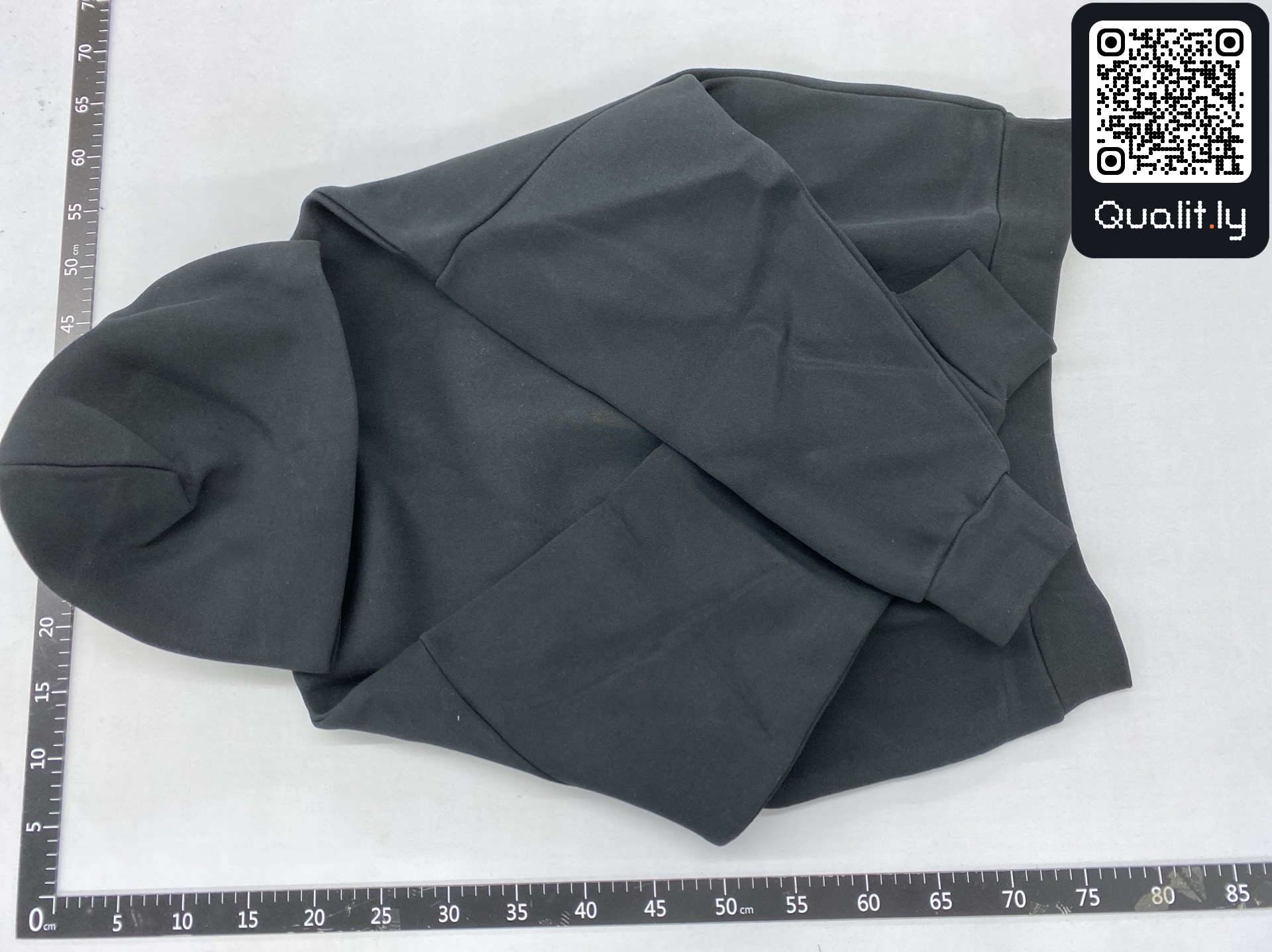 Tracksuit QC photo 3 of 165