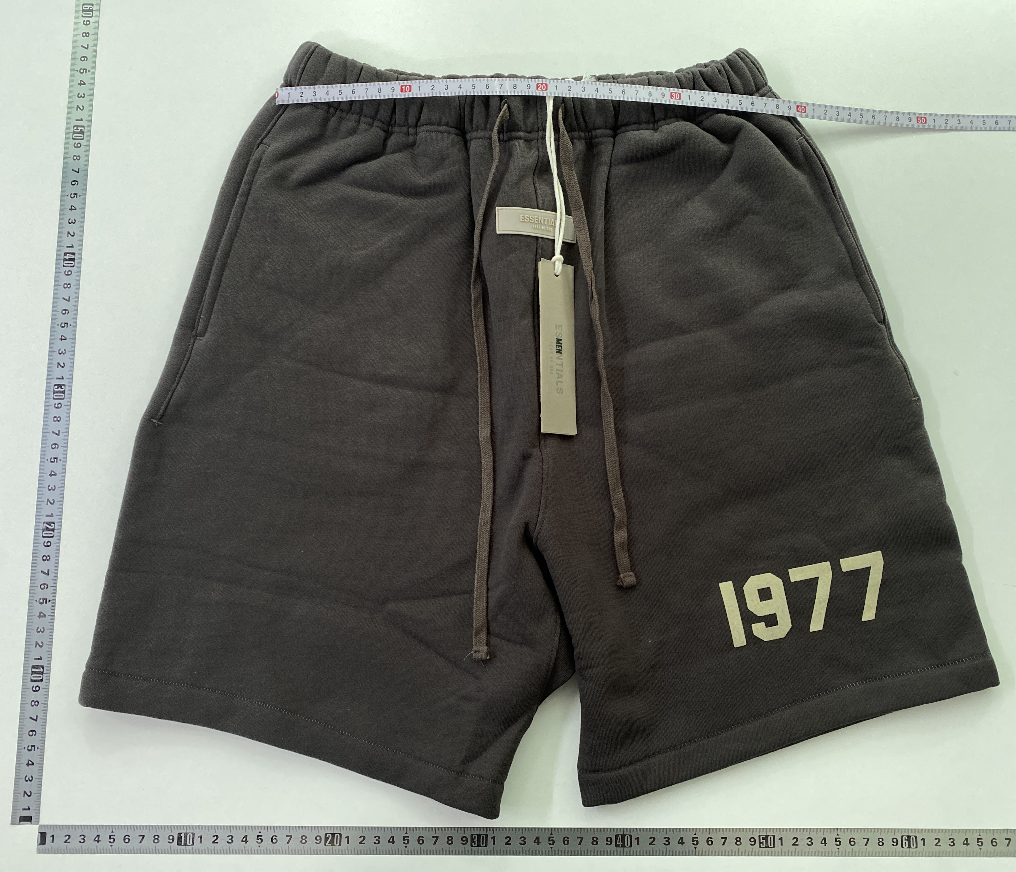 Short — photo QC 1 sur 4