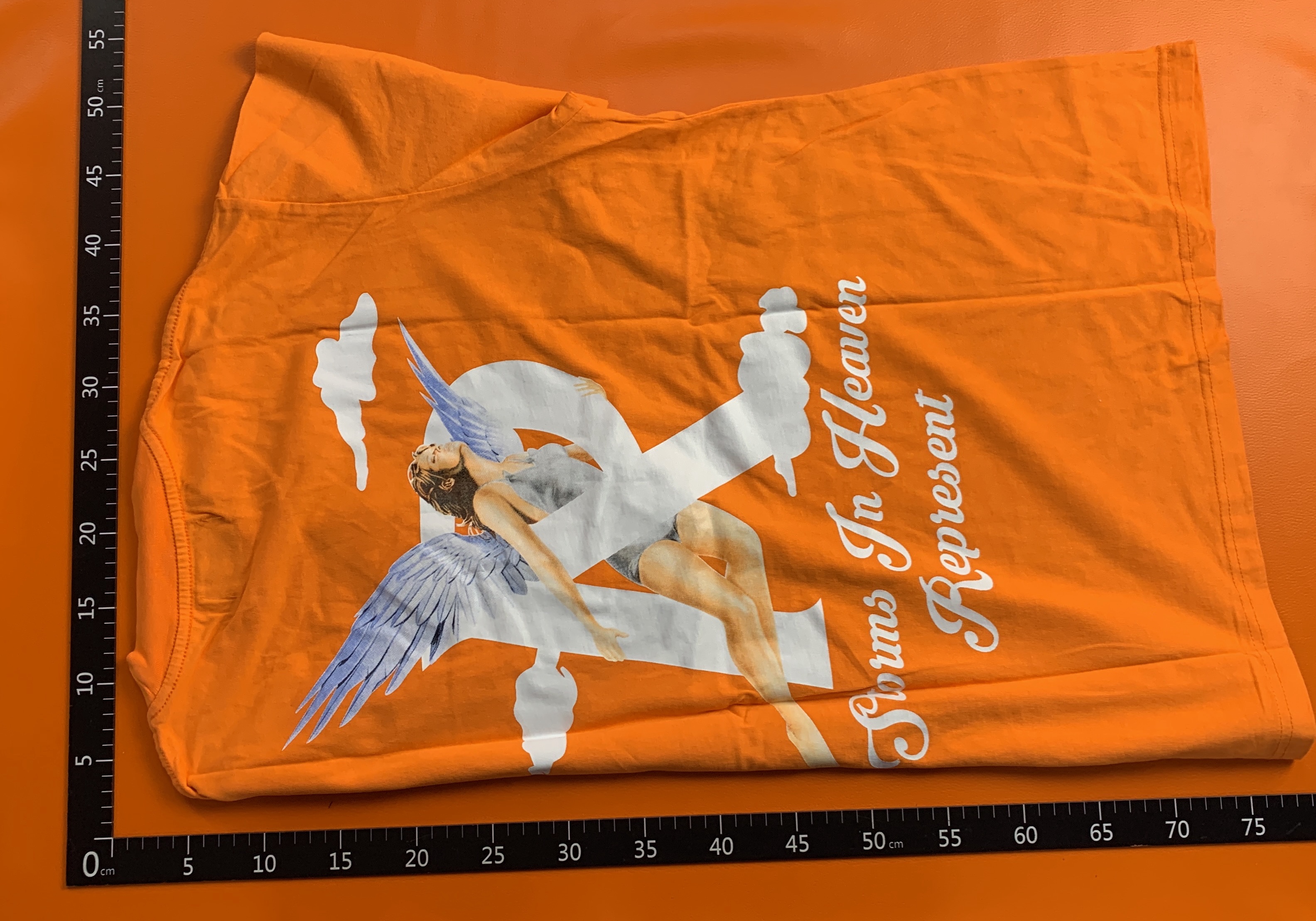 T-Shirt — QC-Foto 3 von 34