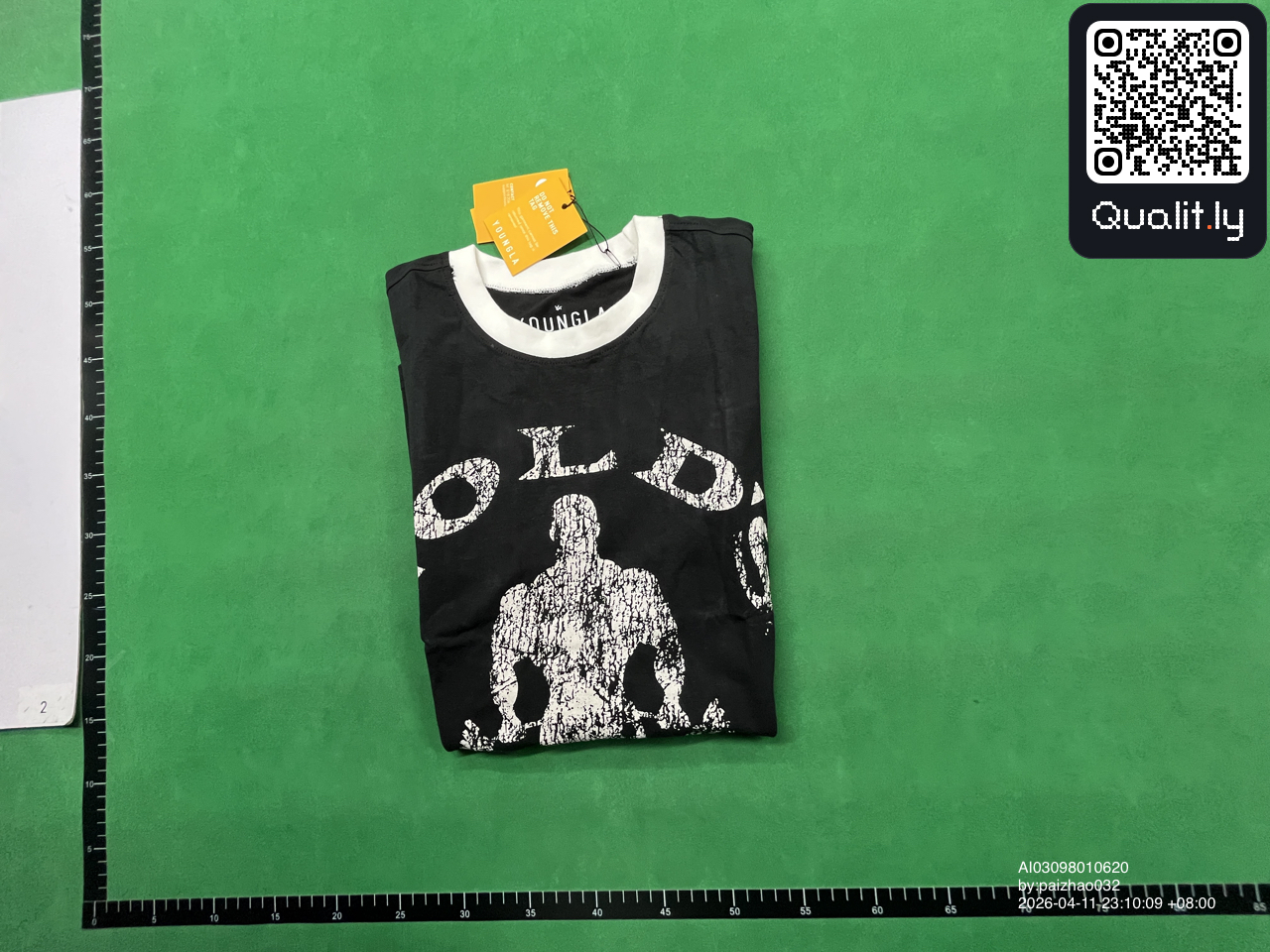 T-shirt — photo QC 1 sur 8