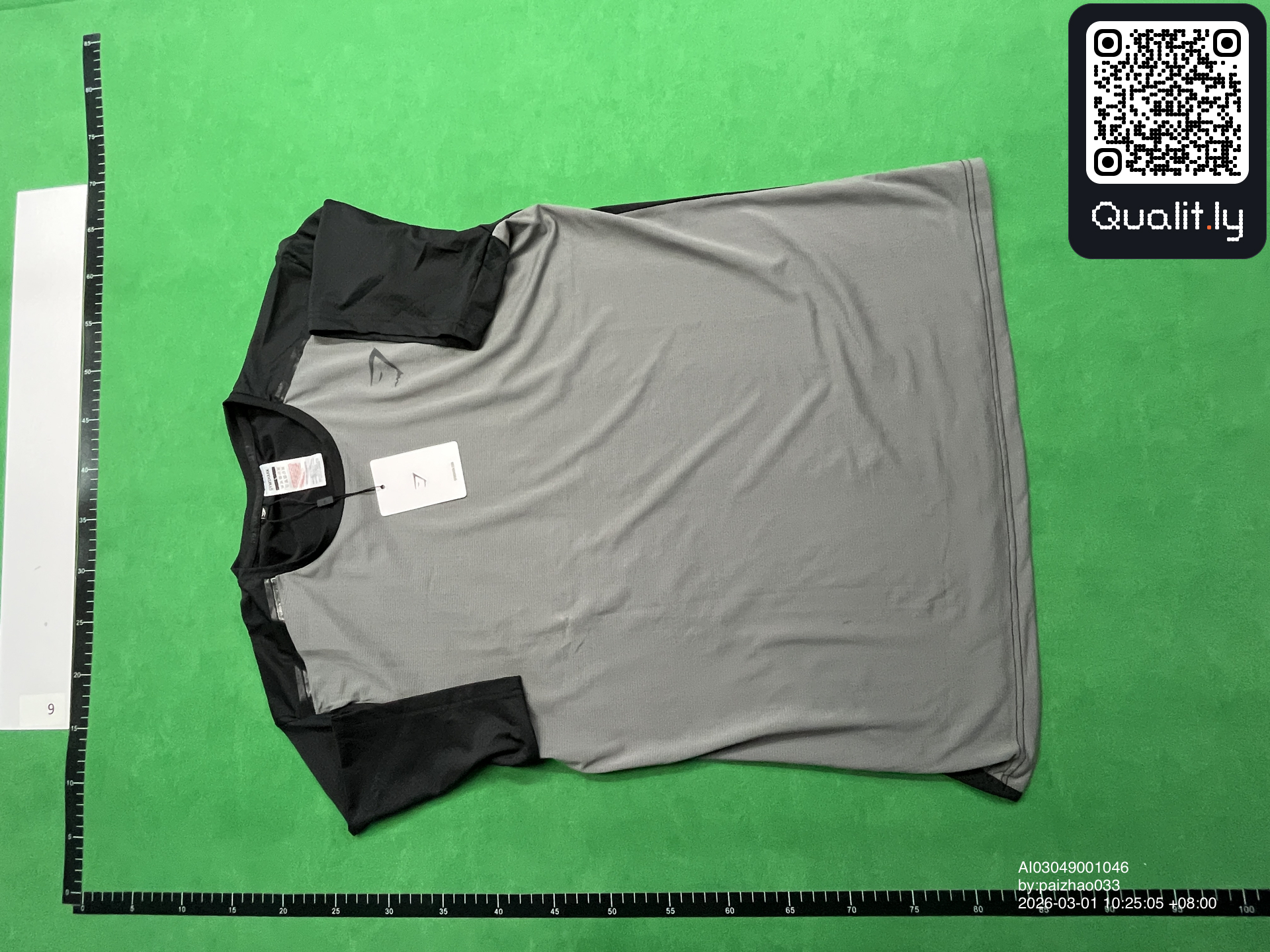T-shirt — foto QC 3 di 10