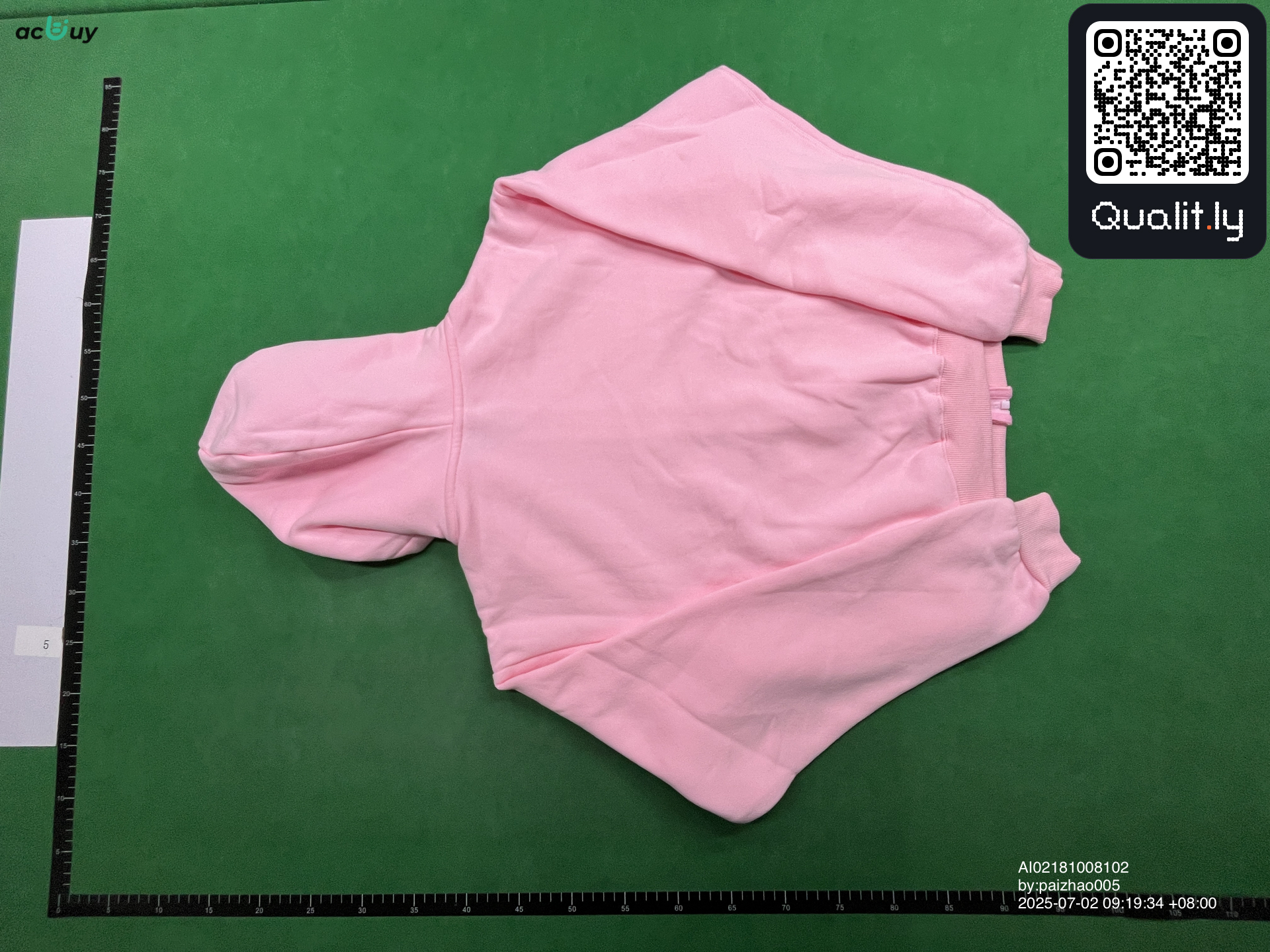 Pants QC photo 2 of 24