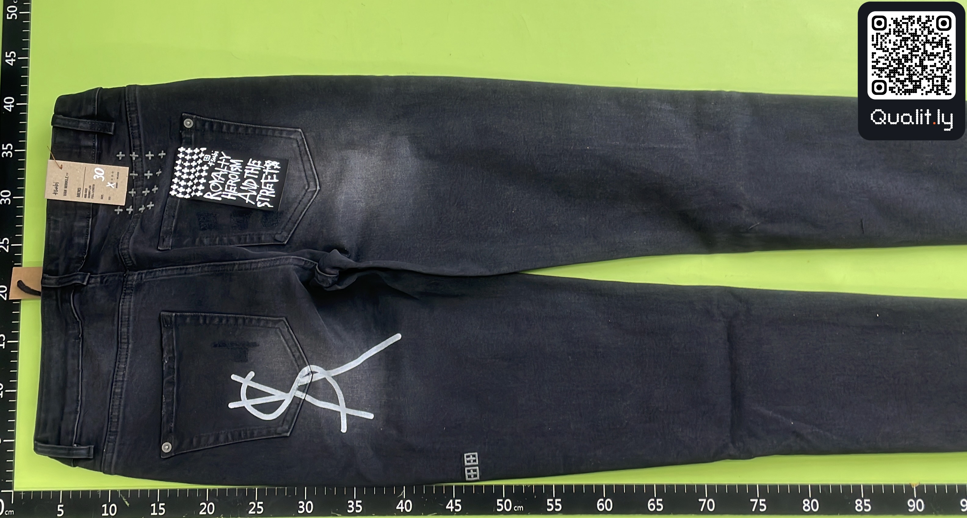 Jeans — QC-foto 3 av 28