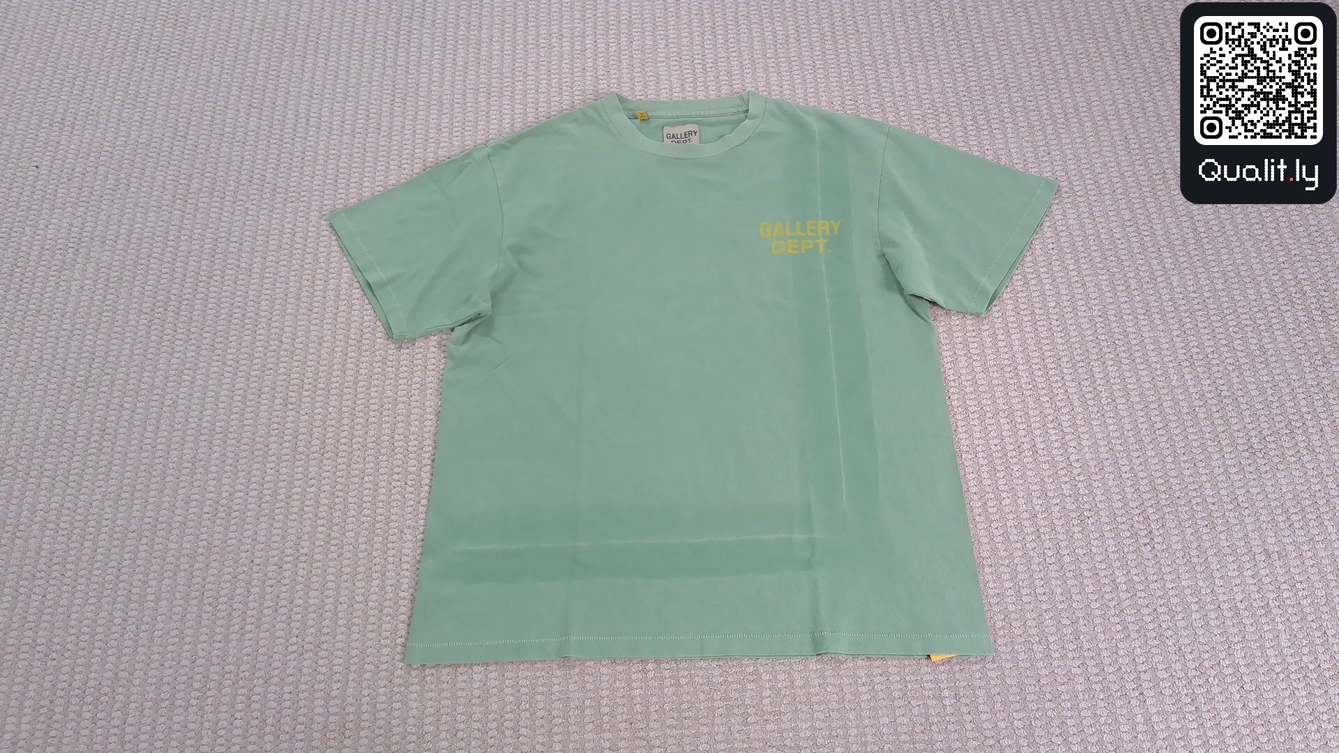 T-shirt — foto QC 2 de 15