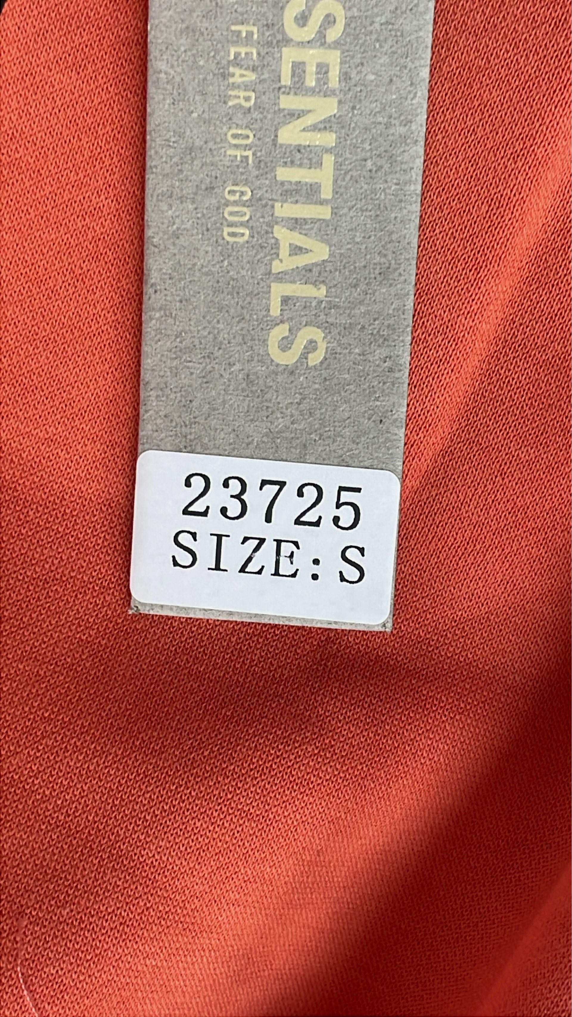 Pull — photo QC 1 sur 14