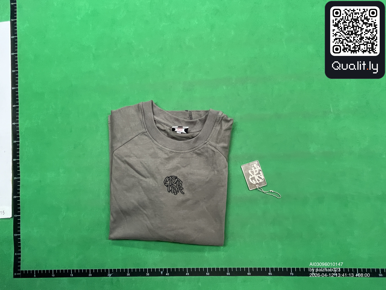 T-shirt QC photo 1 of 8
