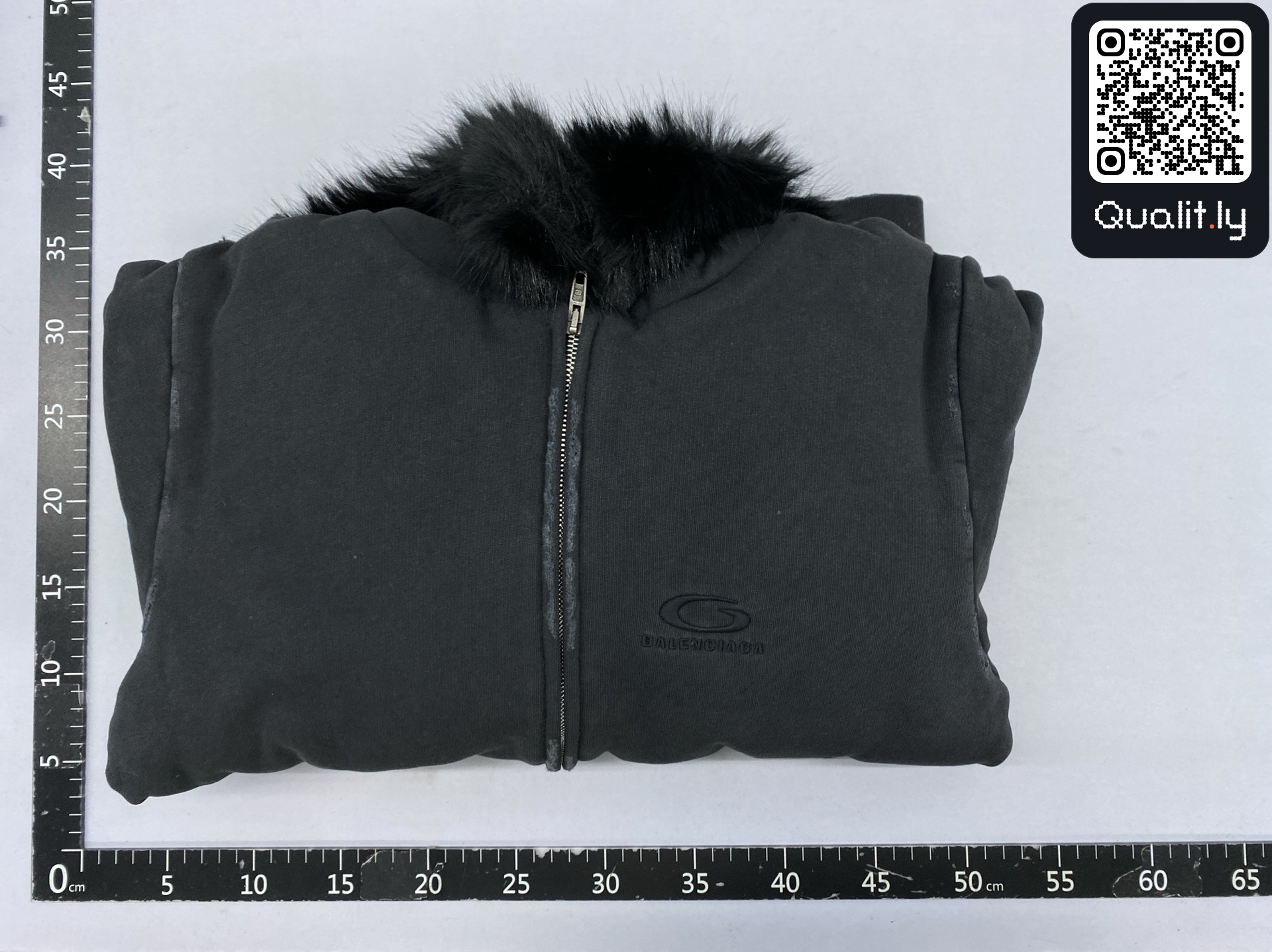 Hoodie — QC-foto 1 van 87