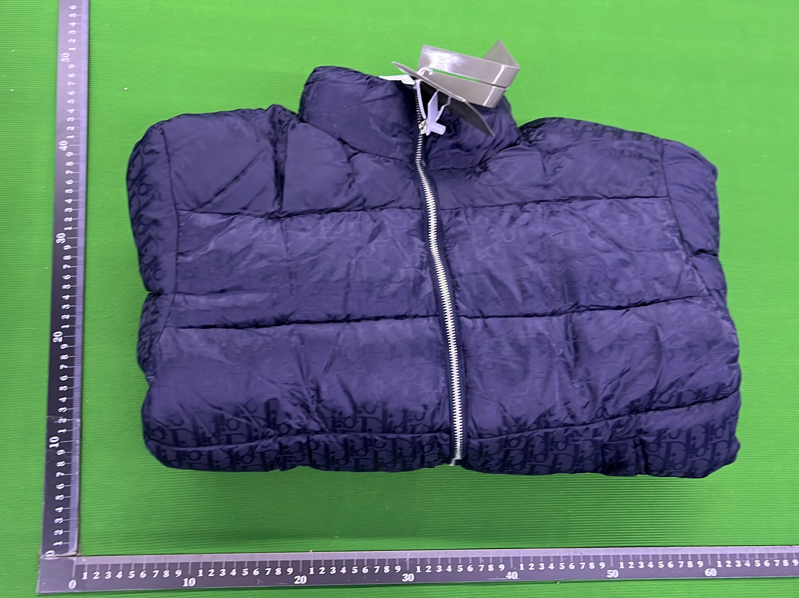 Jacket QC photo 1 of 4