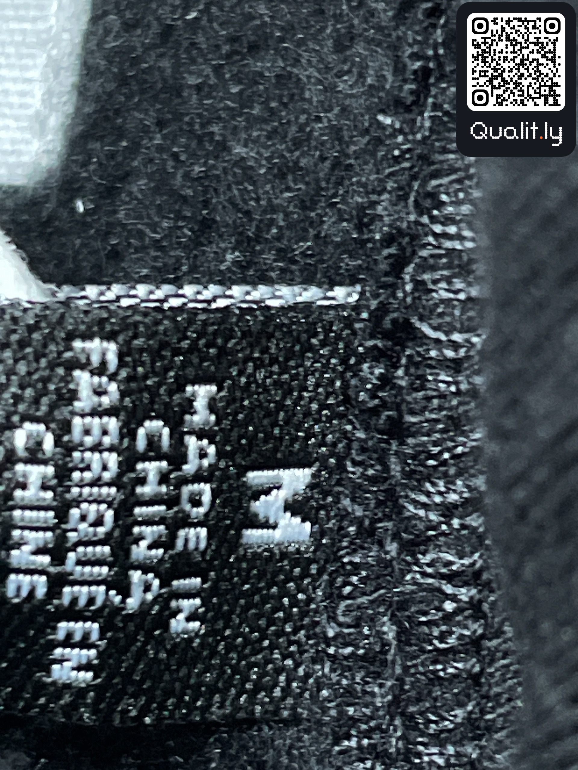 Sweatshirt QC photo 1 of 176