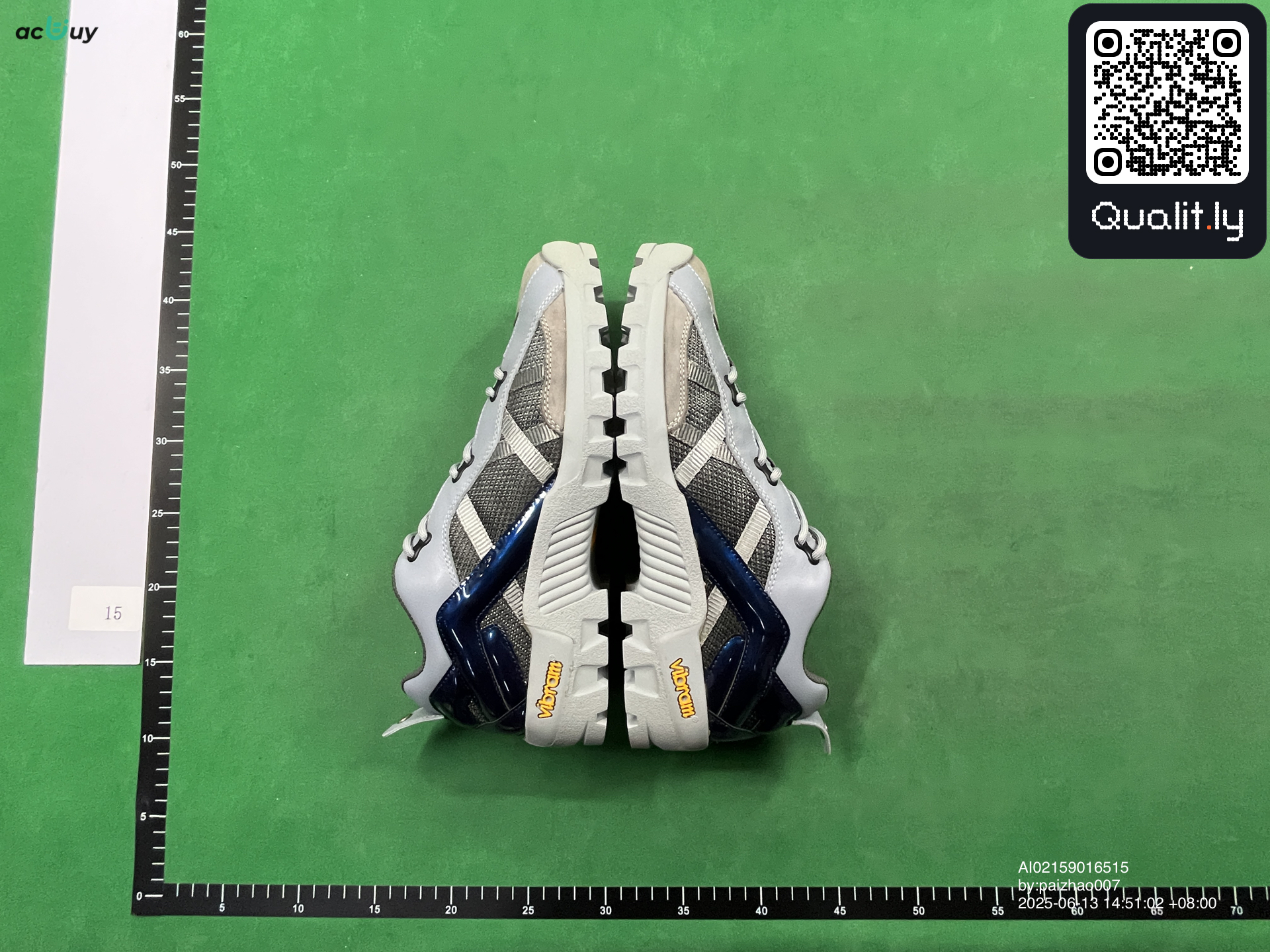 Sneaker — QC-Foto 2 von 6