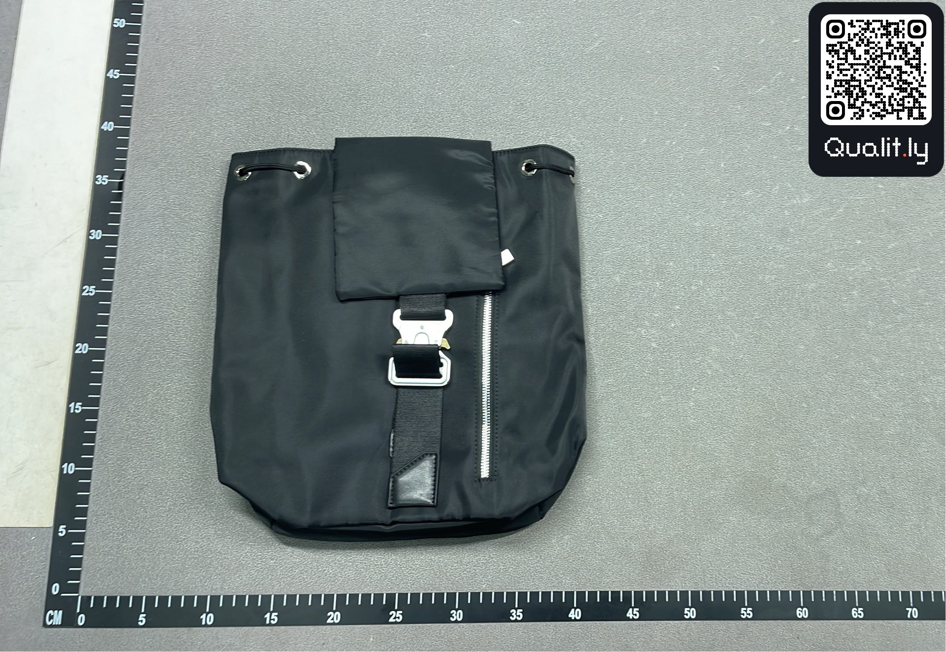包 QC 照片 1 / 11