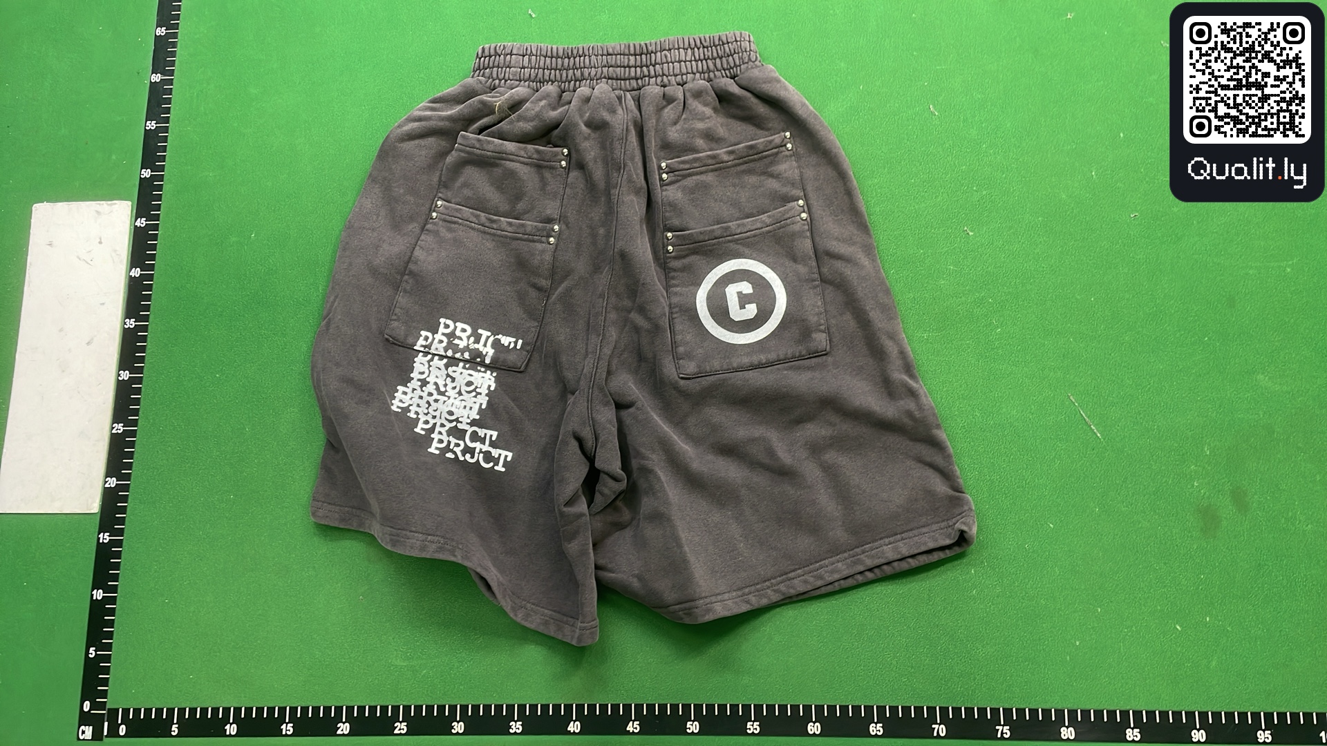 Shorts QC photo 3 of 22