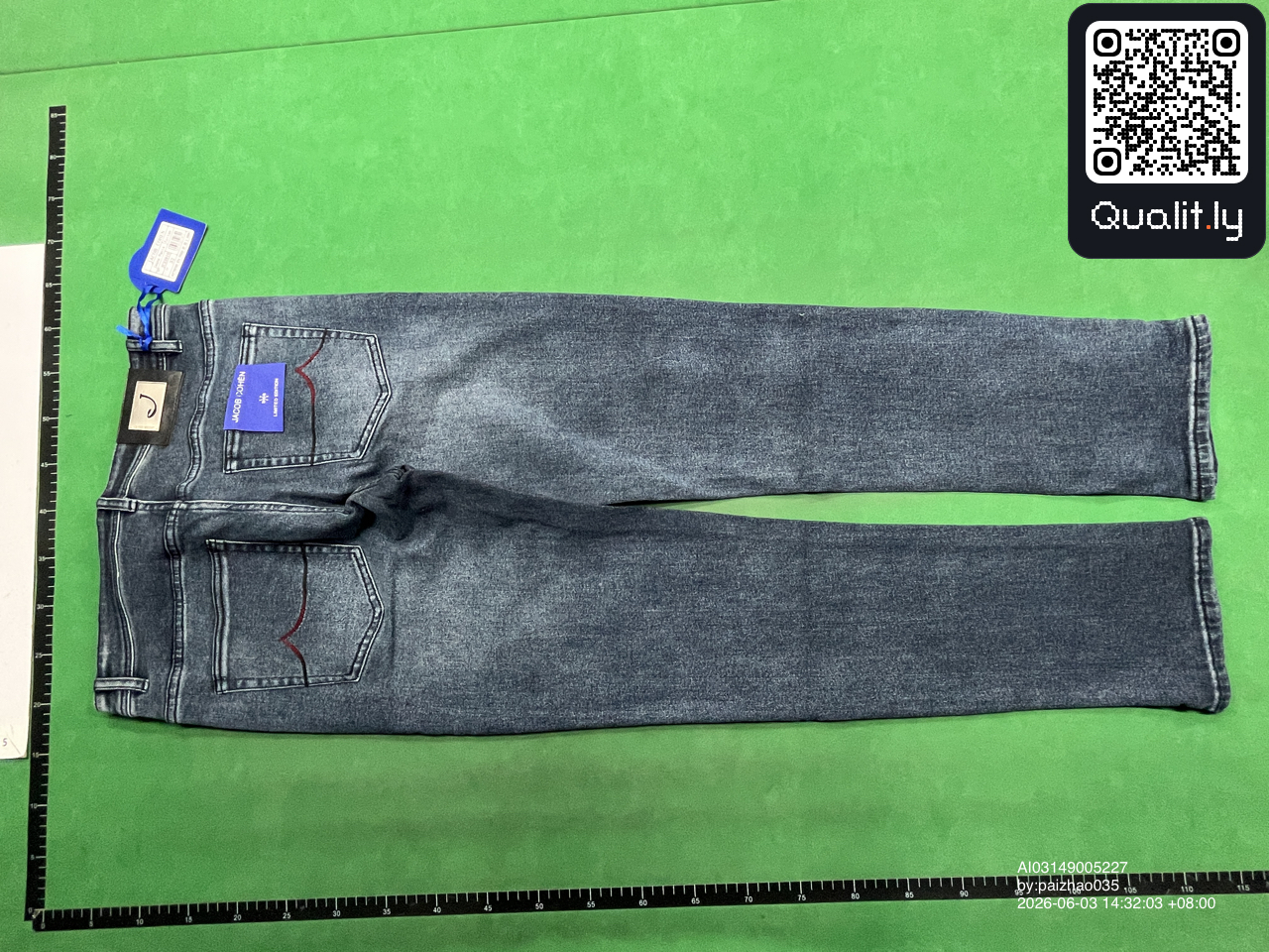 牛仔裤 QC 照片 2 / 18
