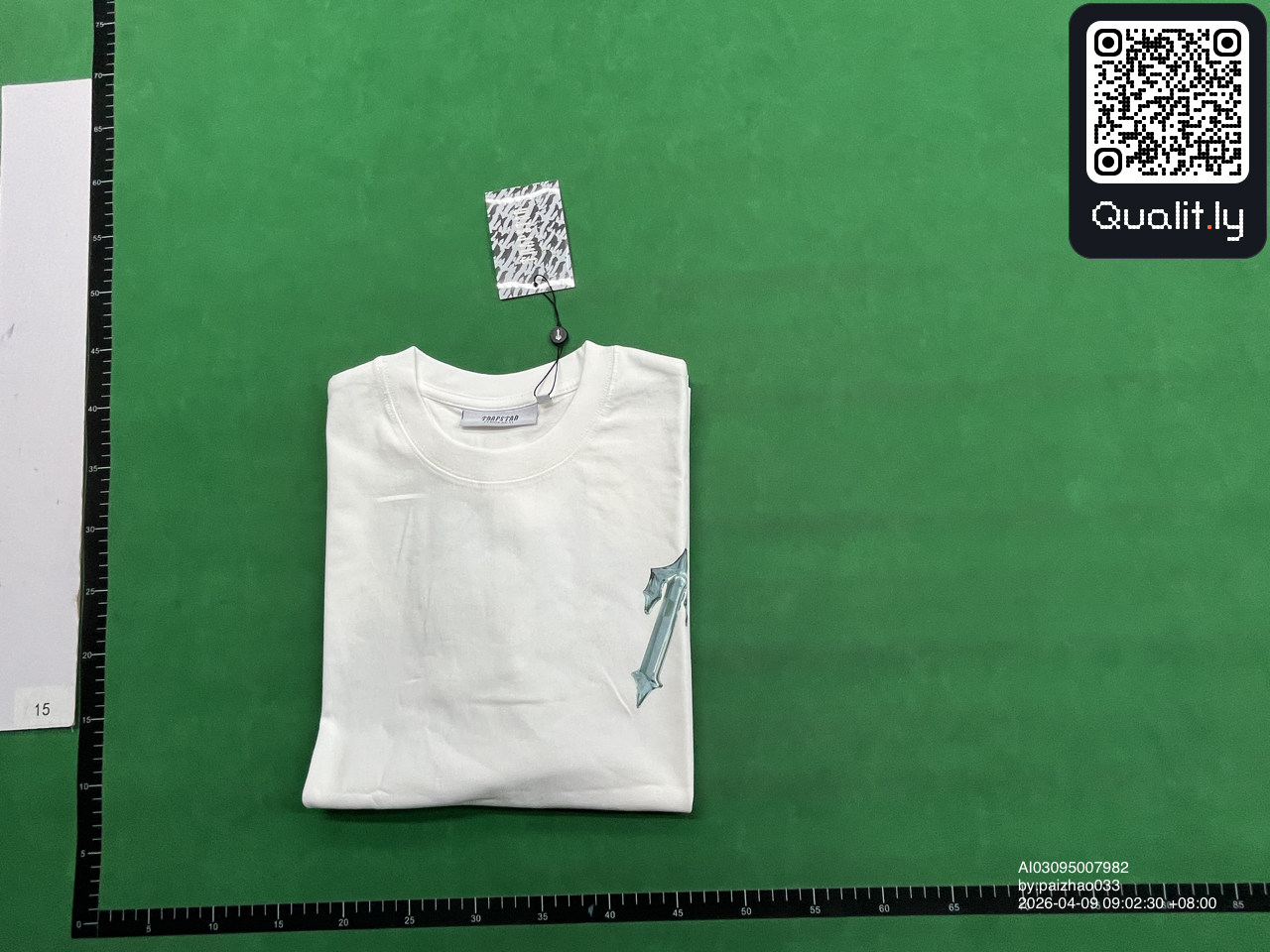 Camiseta — foto QC 1 de 10