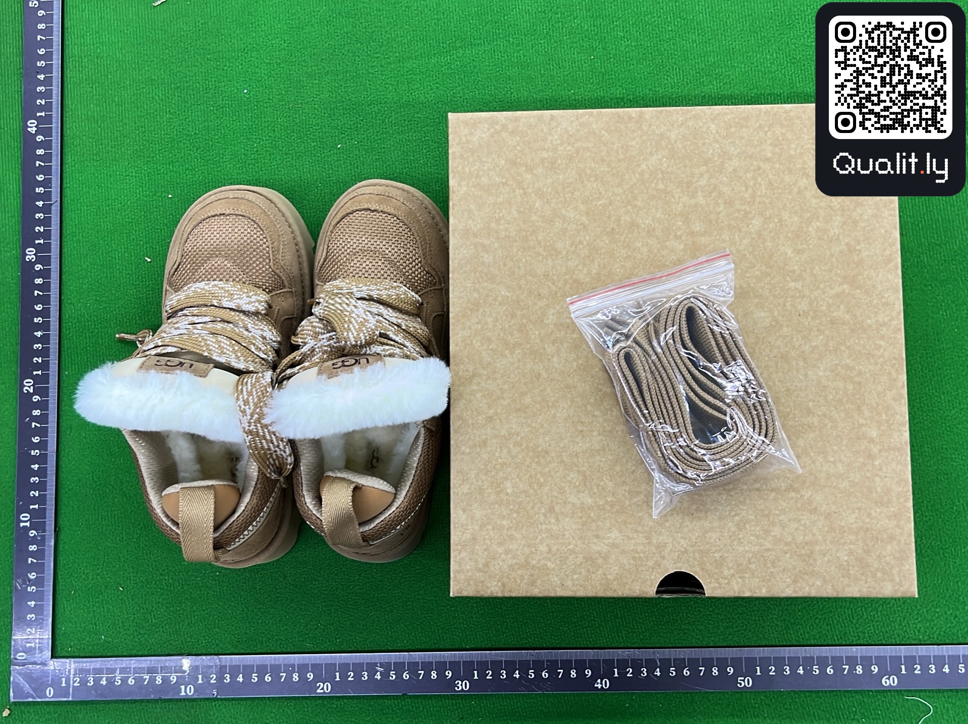 Sneakers QC photo 1 of 6