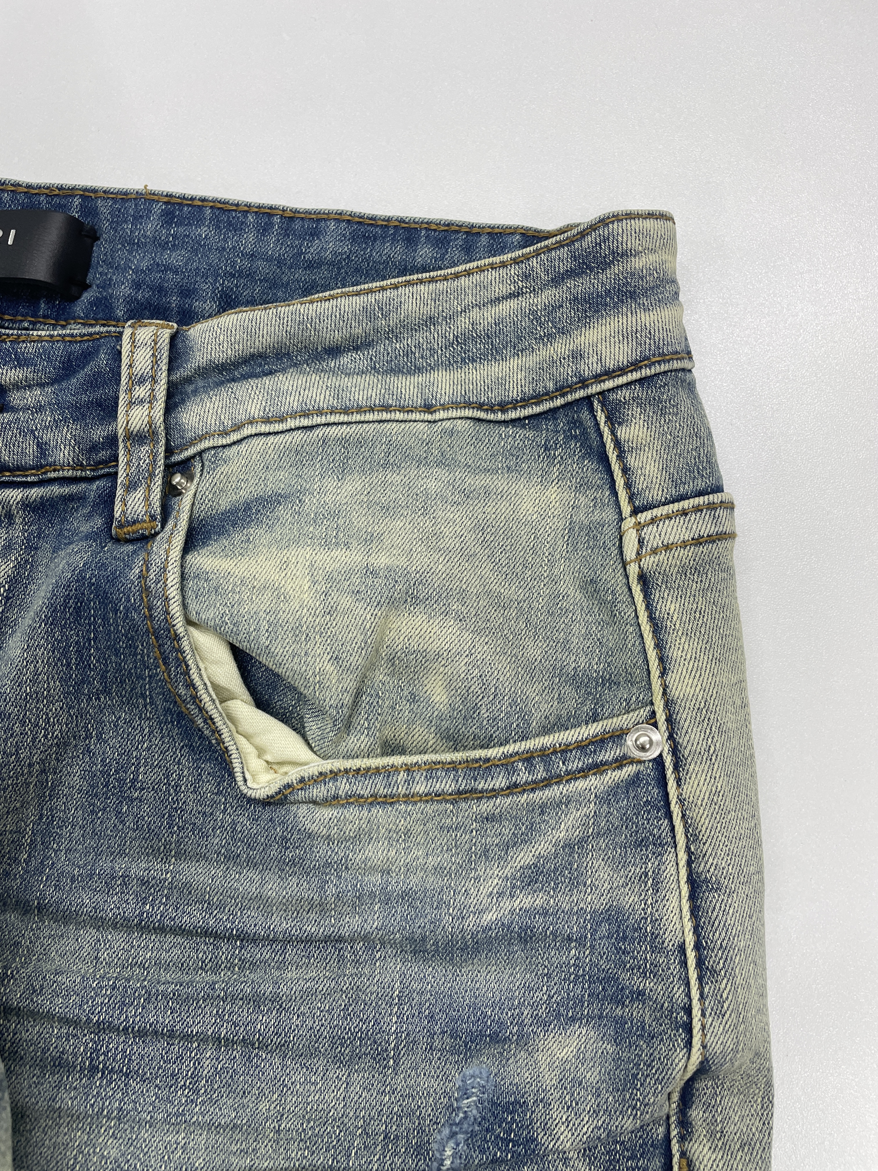Jeans — QC-foto 3 av 80