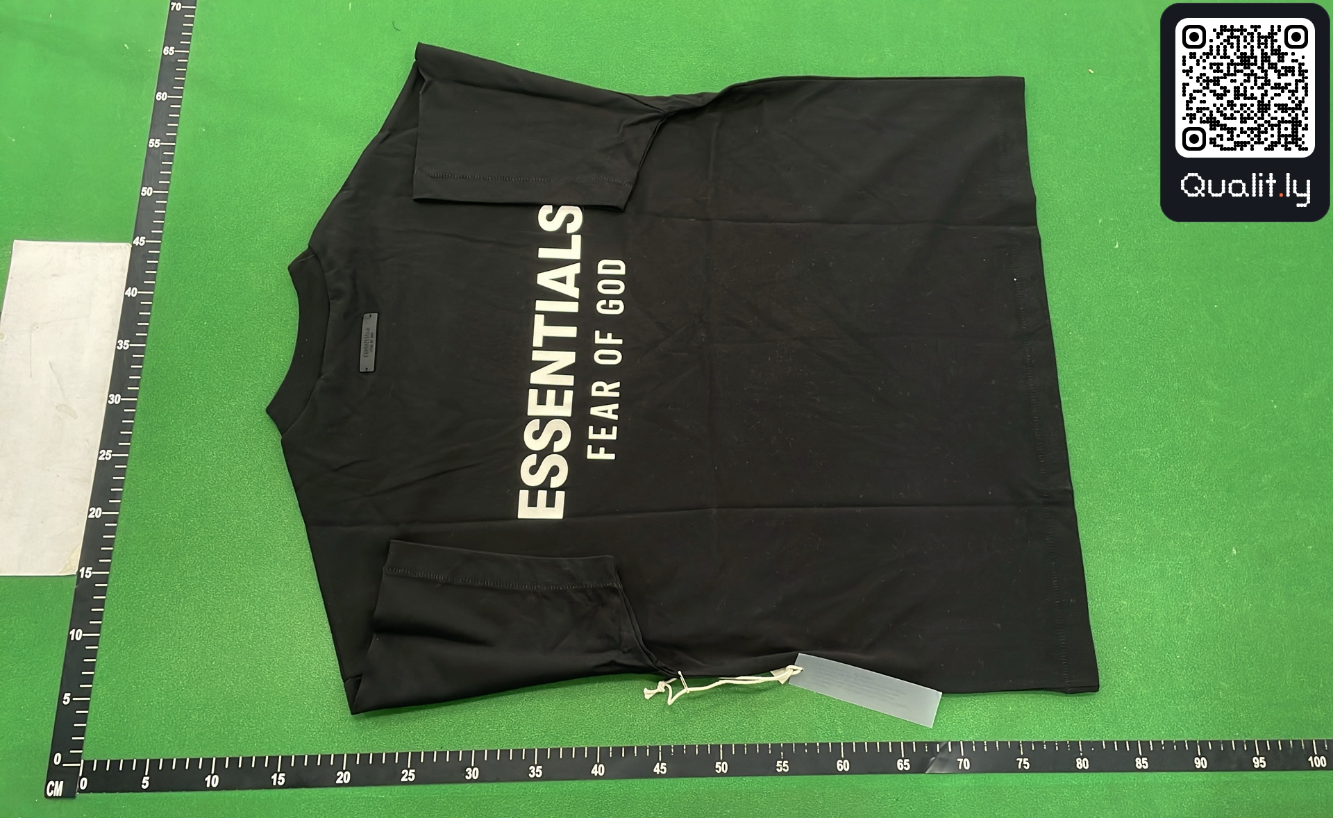 T-shirt QC photo 3 of 140