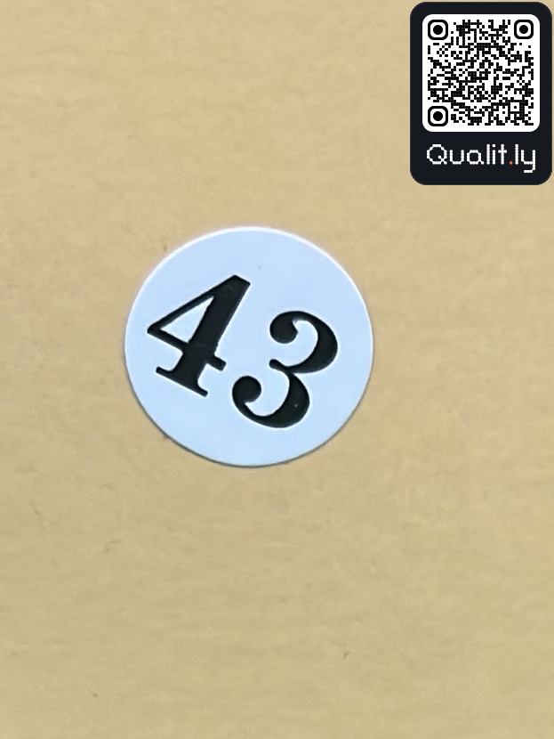 Sneakers — QC-foto 1 av 6