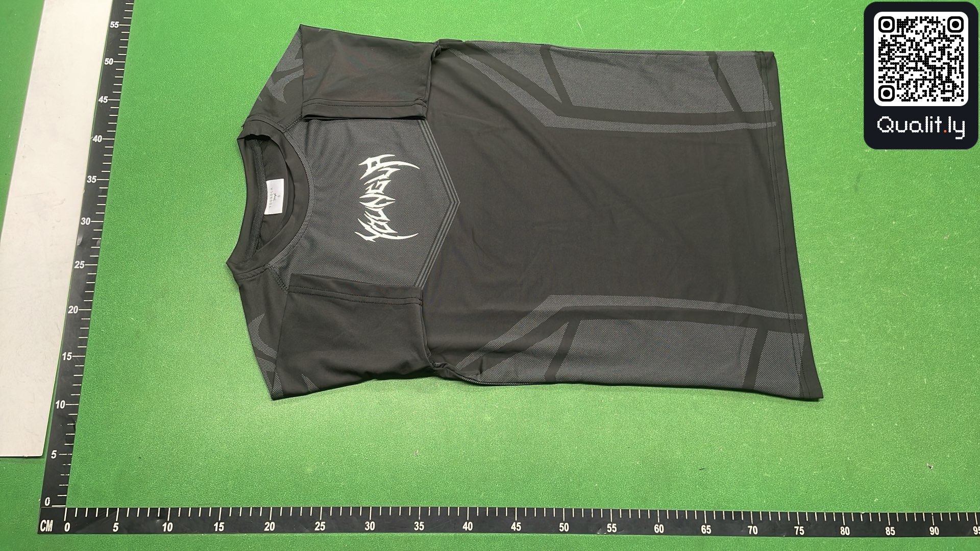 T-shirt — QC-foto 2 van 4