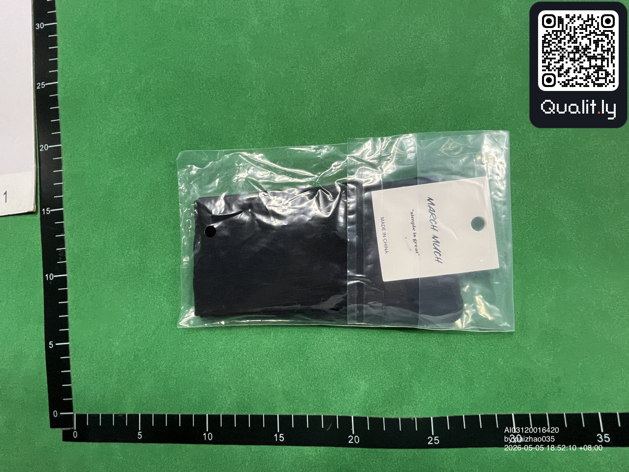 Socks QC photo 2 of 34