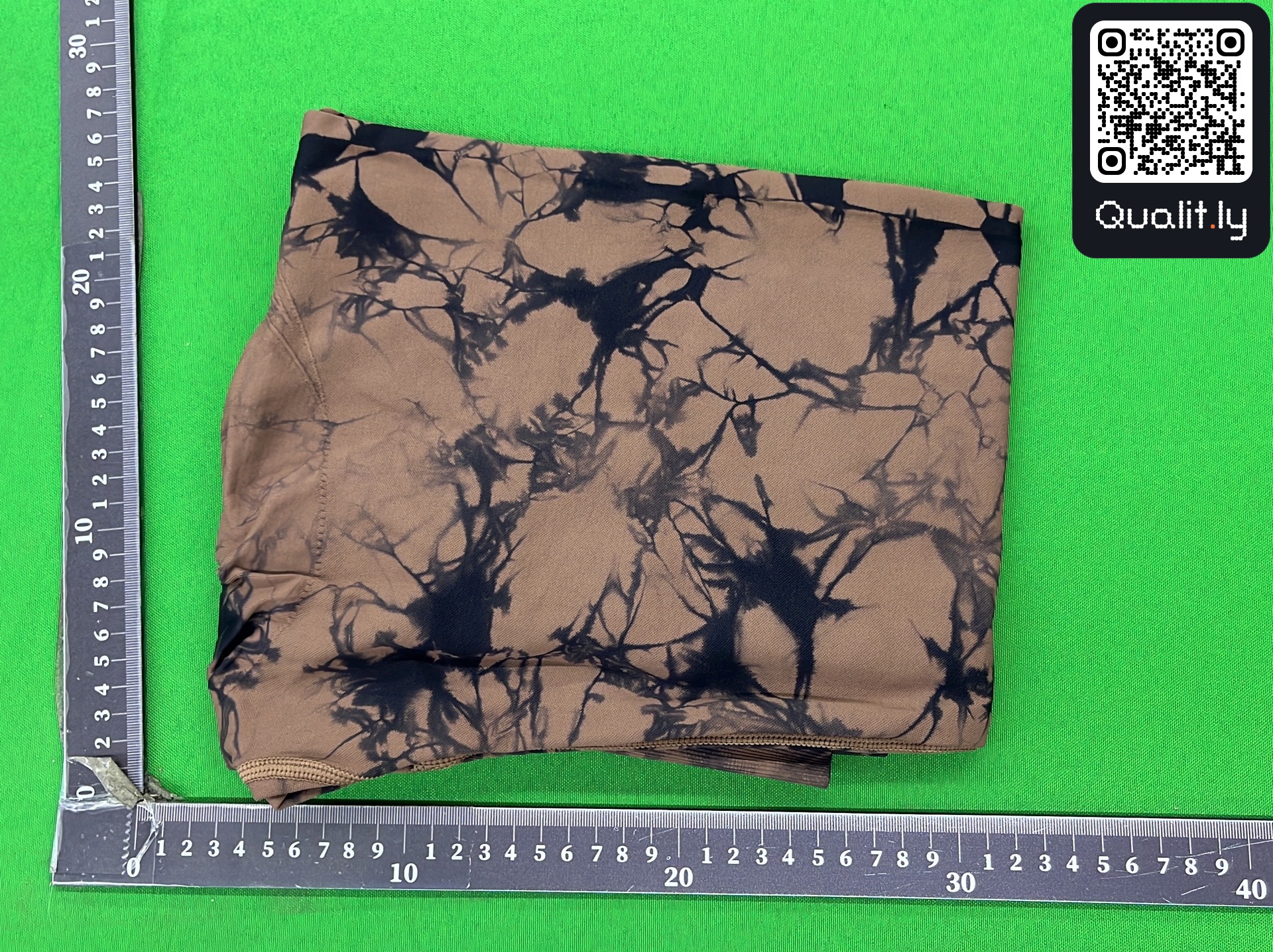 Pants QC photo 1 of 4