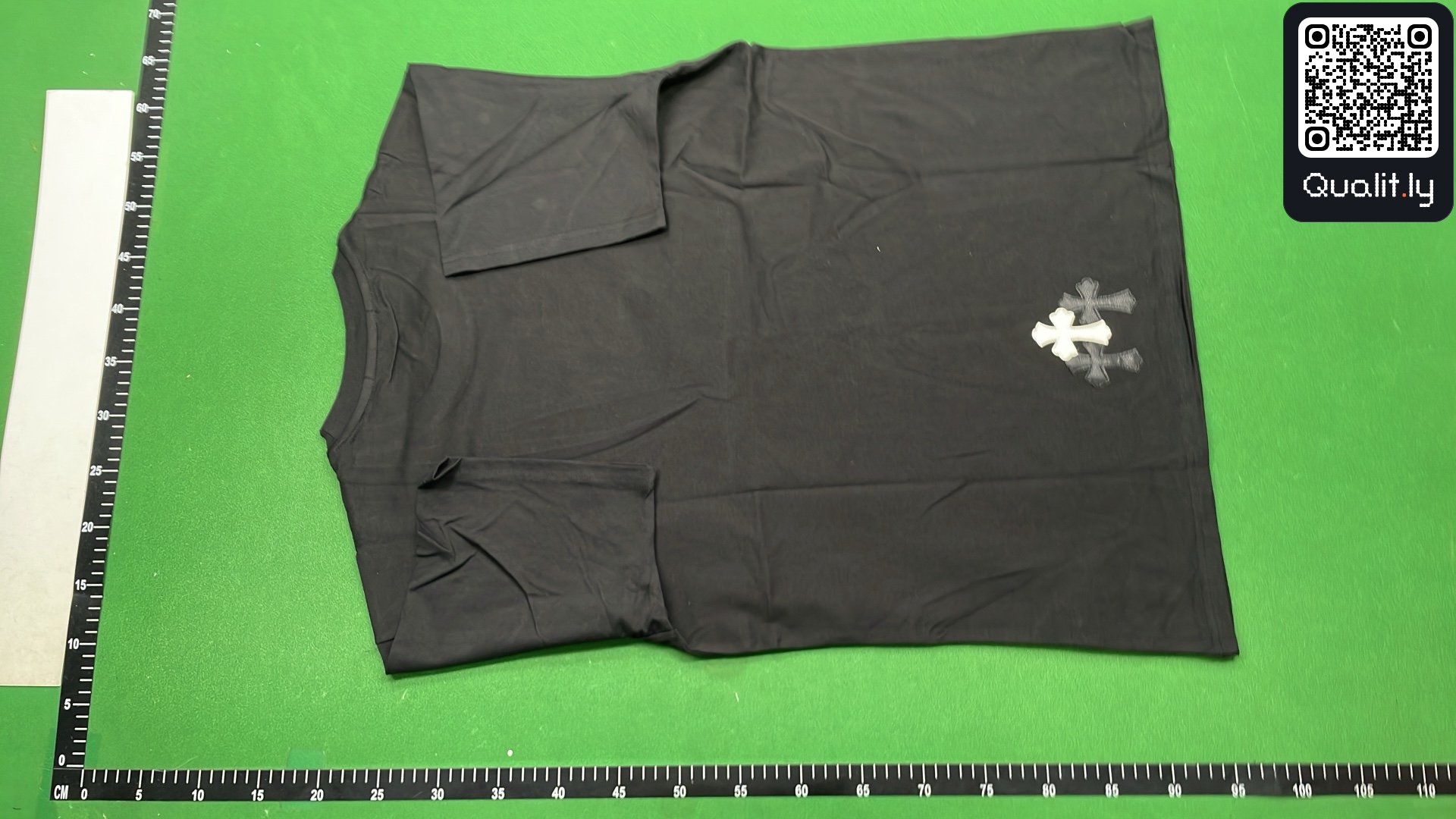 Camiseta — foto QC 3 de 4