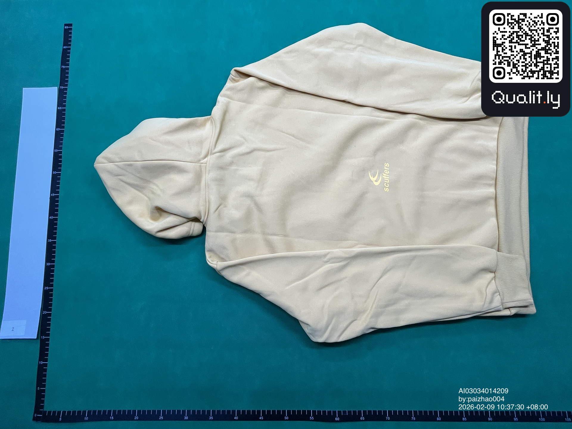 Sweatshirt QC photo 1 of 10