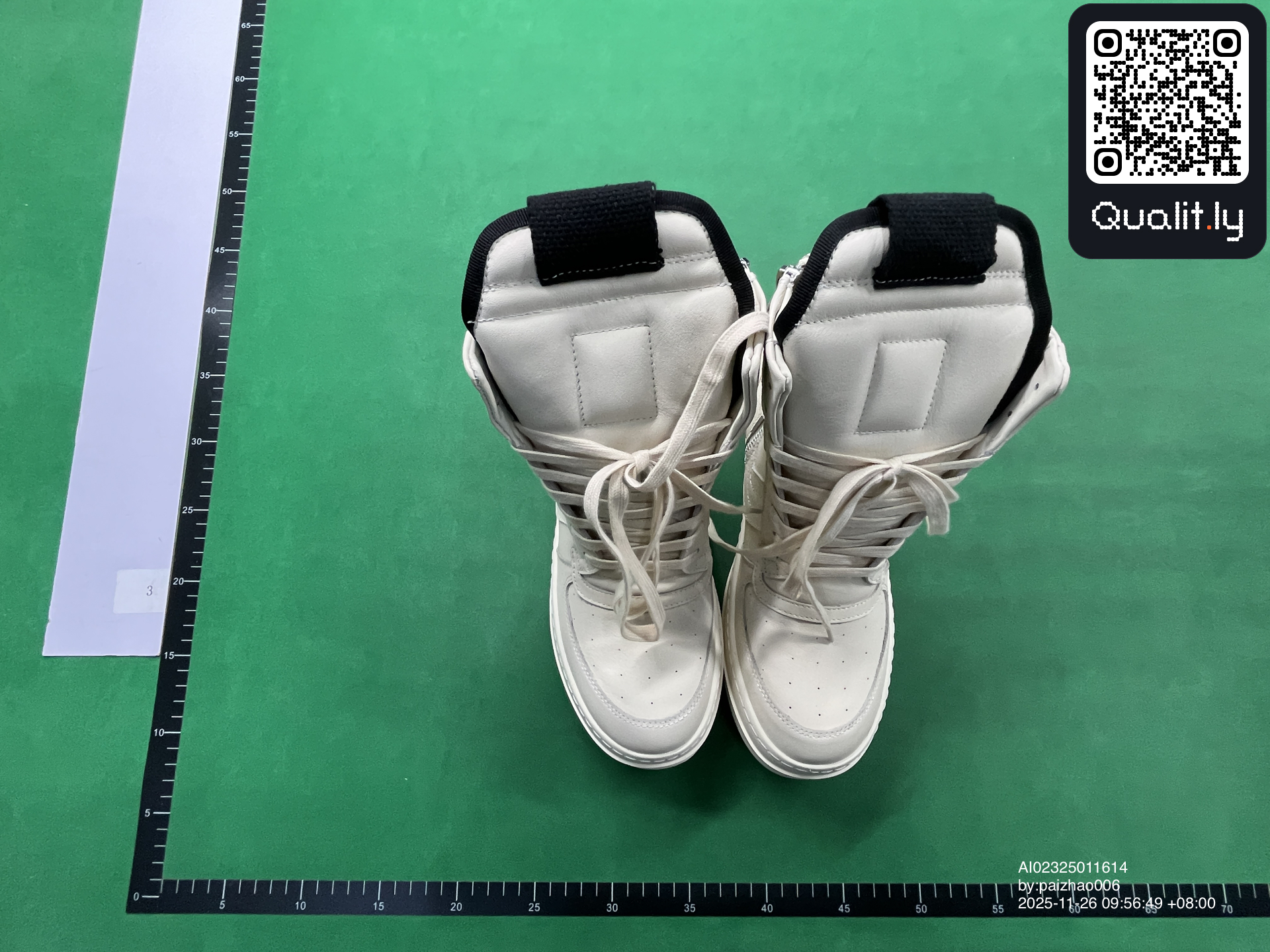 Stiefel — QC-Foto 1 von 6