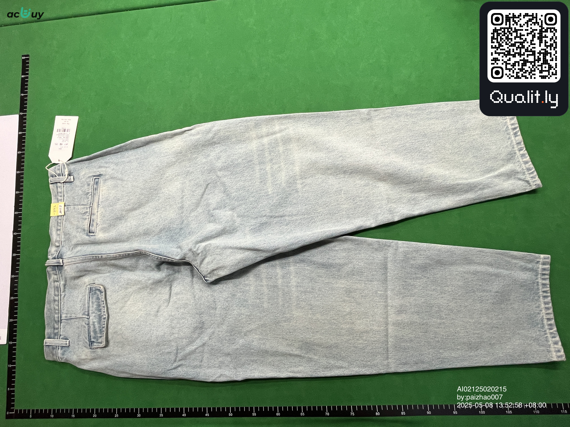 牛仔裤 QC 照片 2 / 32