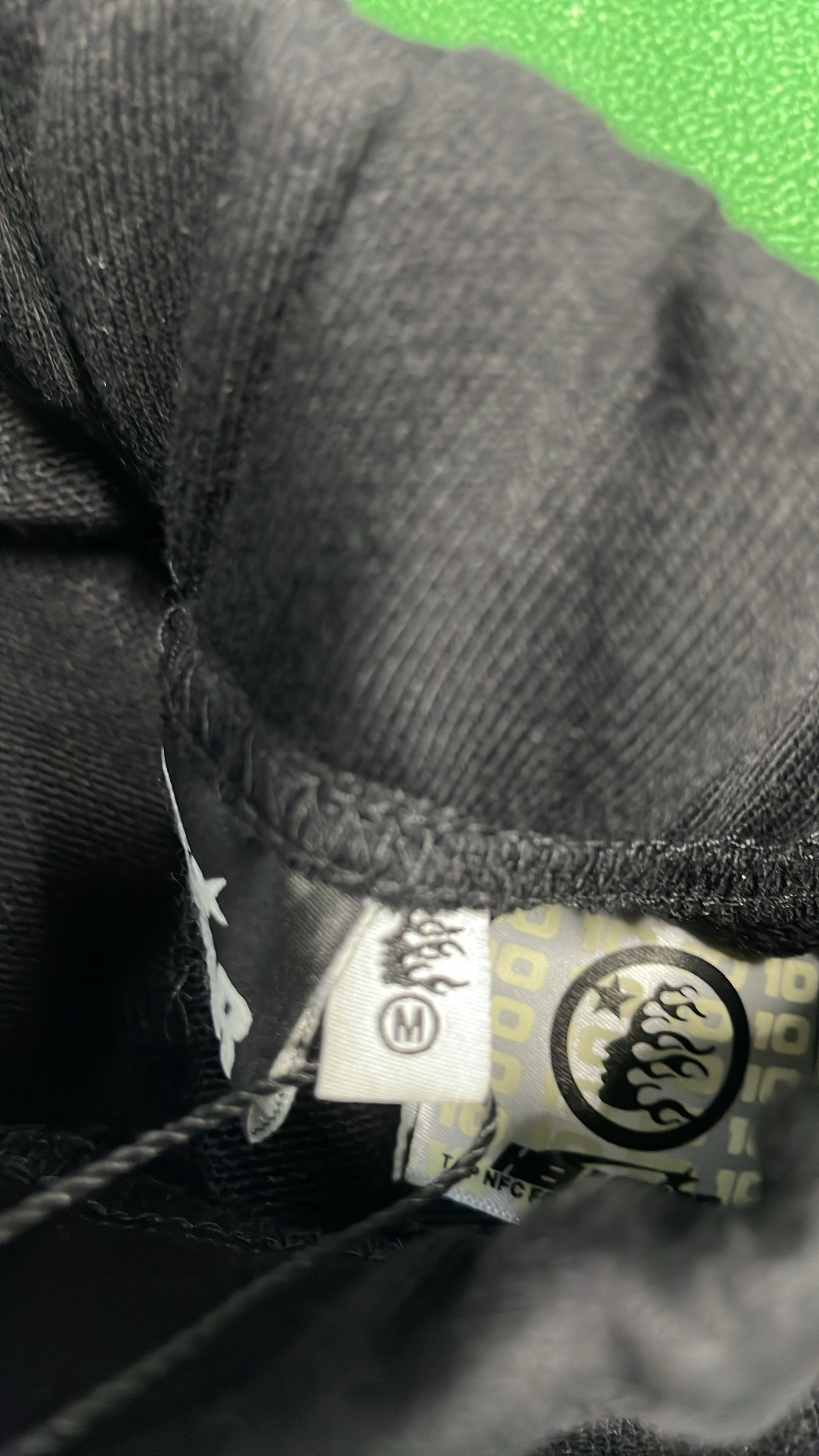 Pantaloni — fotografie QC 1 din 12