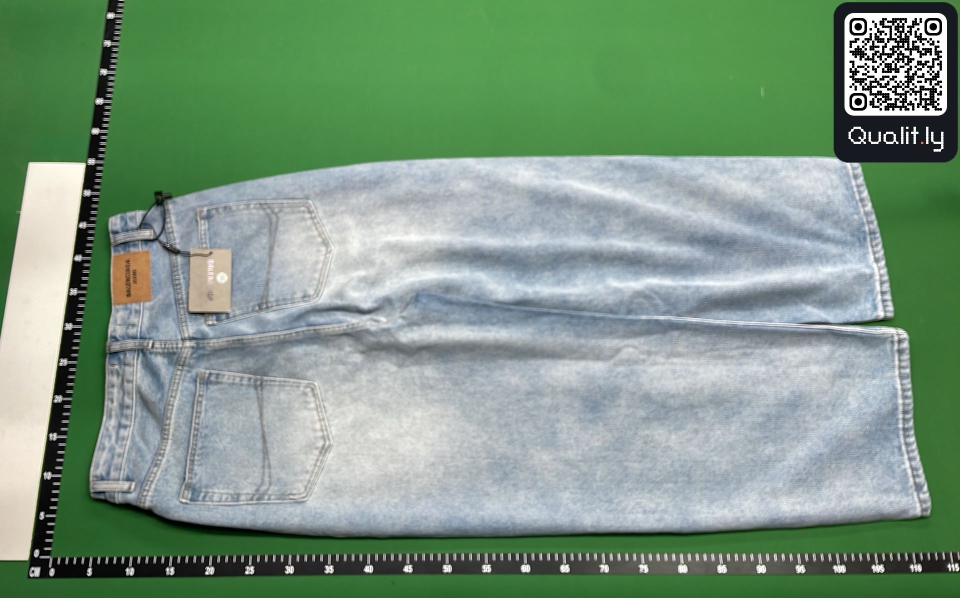 Jeans — QC-Foto 3 von 46