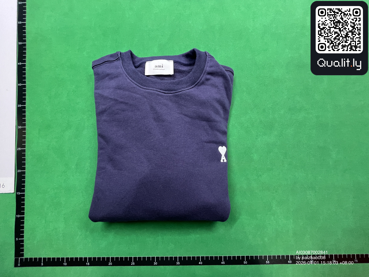 Sudadera — foto QC 1 de 8