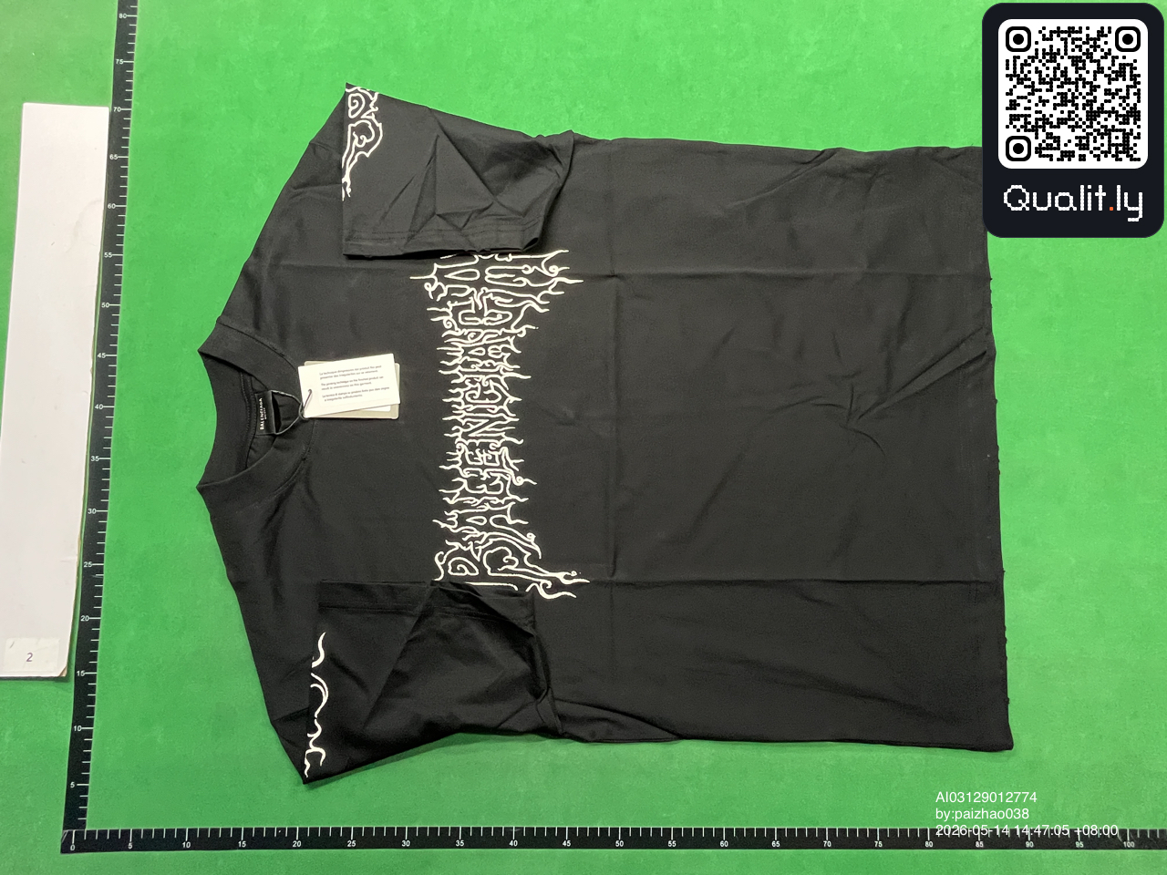 T-Shirt — QC-Foto 3 von 28