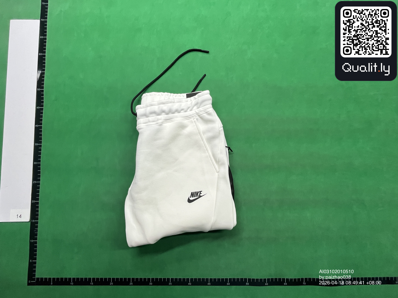 Pantaloni — foto QC 3 di 38