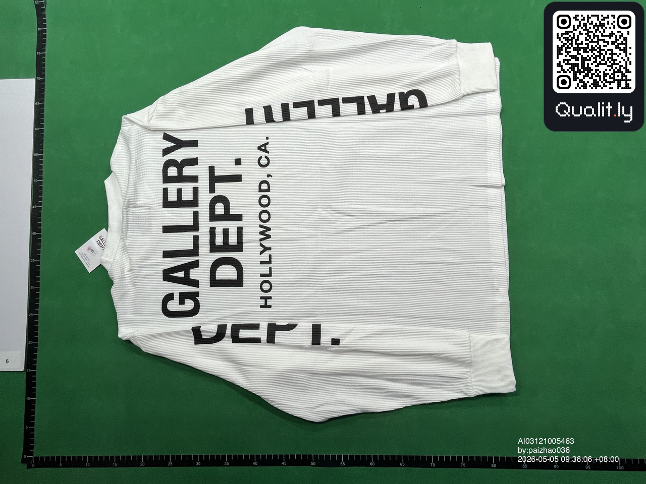 Camiseta — foto QC 3 de 50