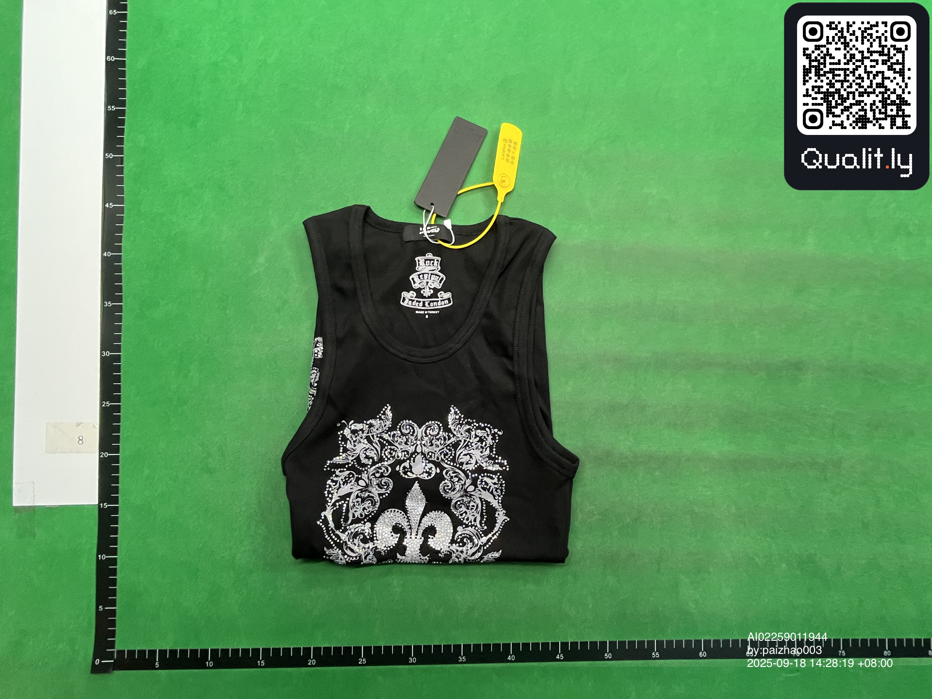 Jacket QC photo 1 of 4