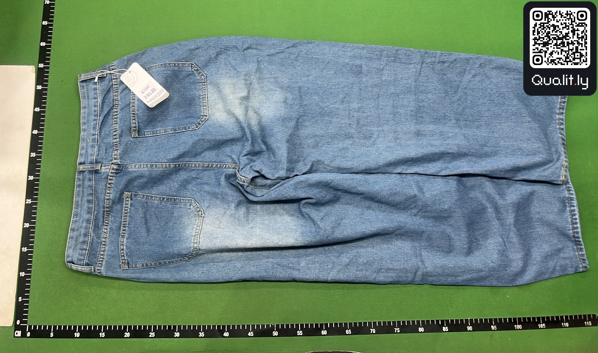 Jeans QC photo 3 of 32