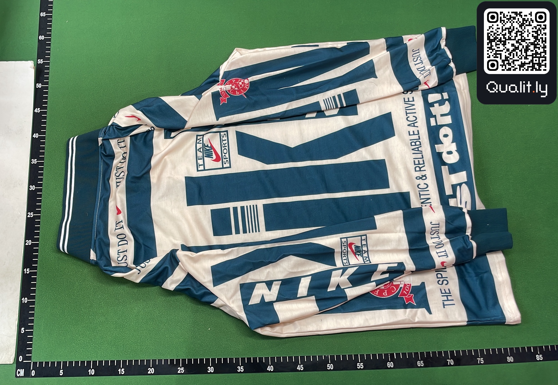 Sweater QC photo 3 of 46