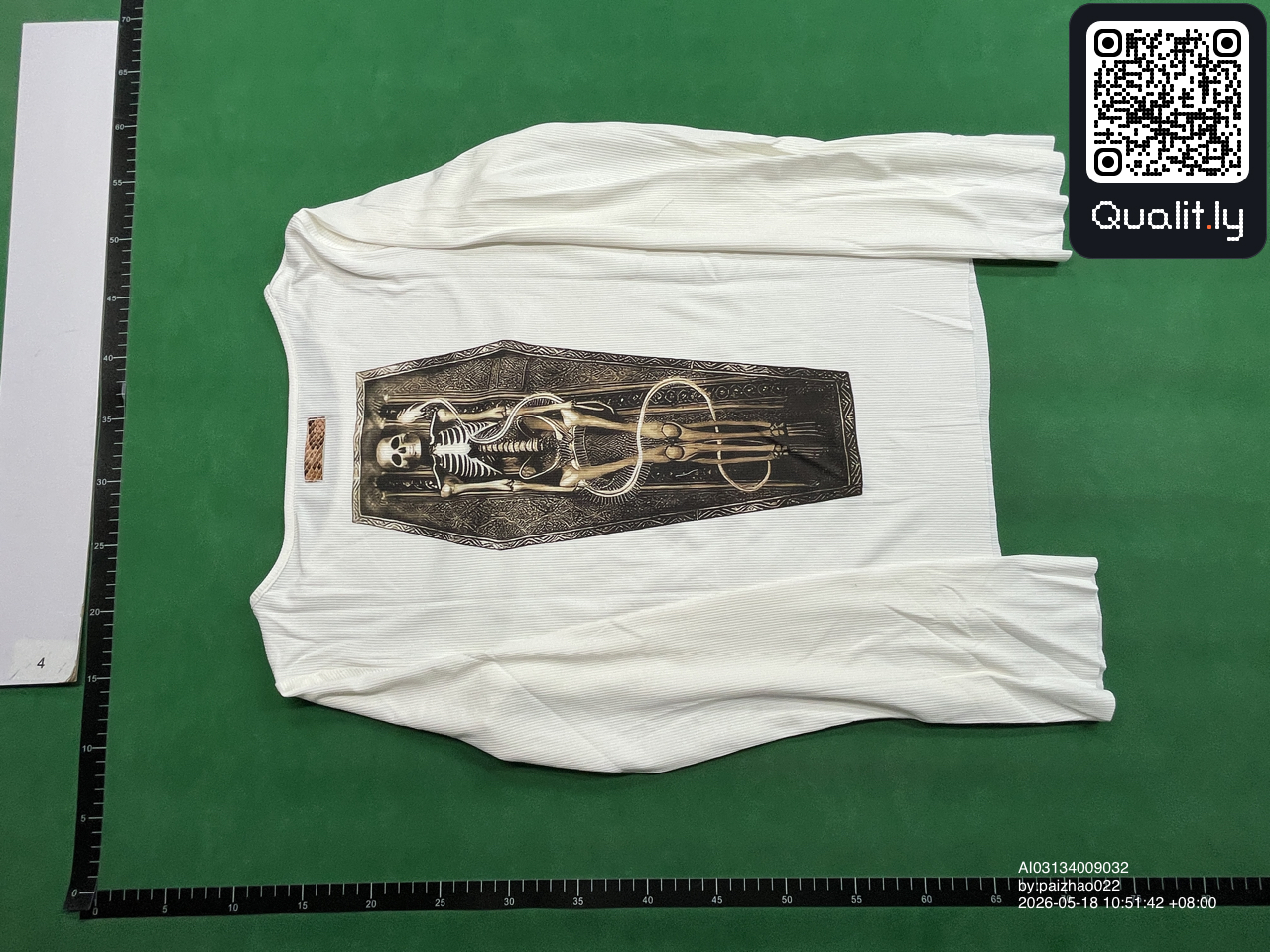 Camiseta — foto QC 2 de 4