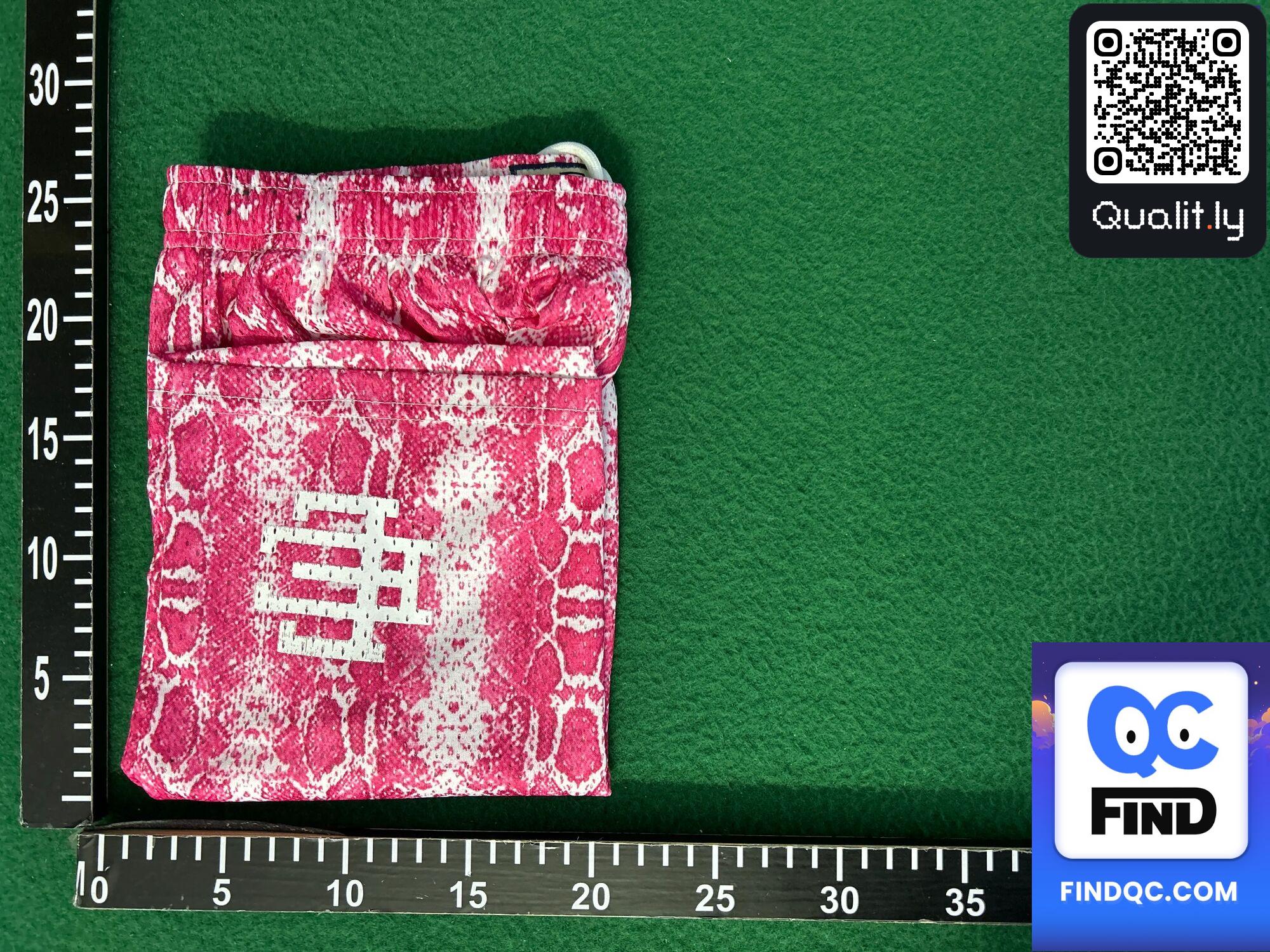 Shorts — QC-foto 1 av 19