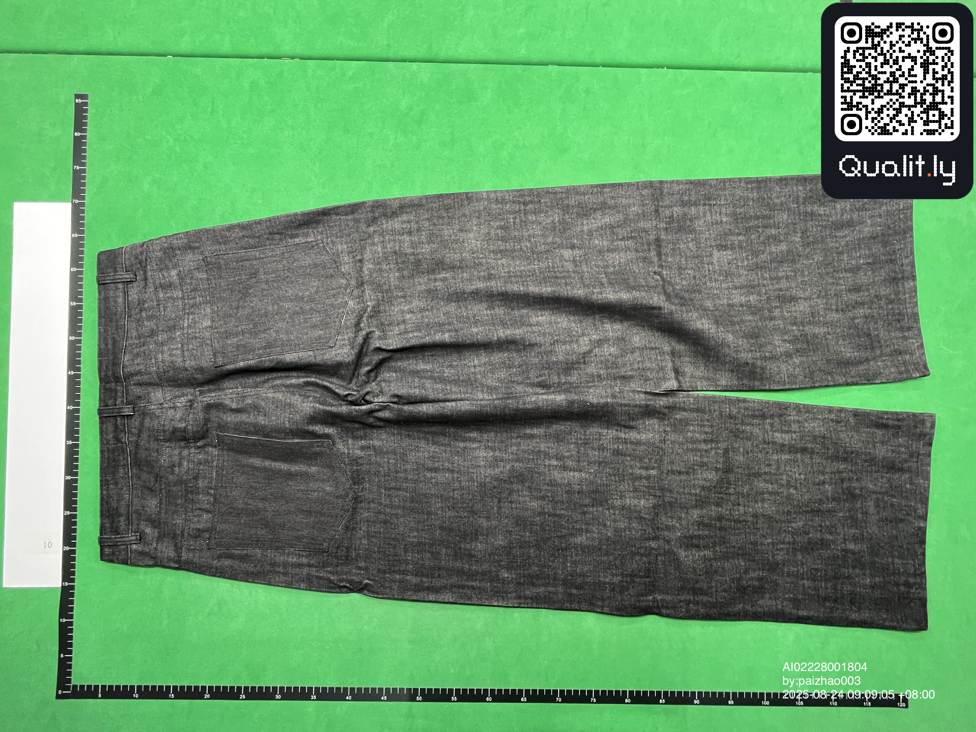 Jeans — QC-foto 3 van 10