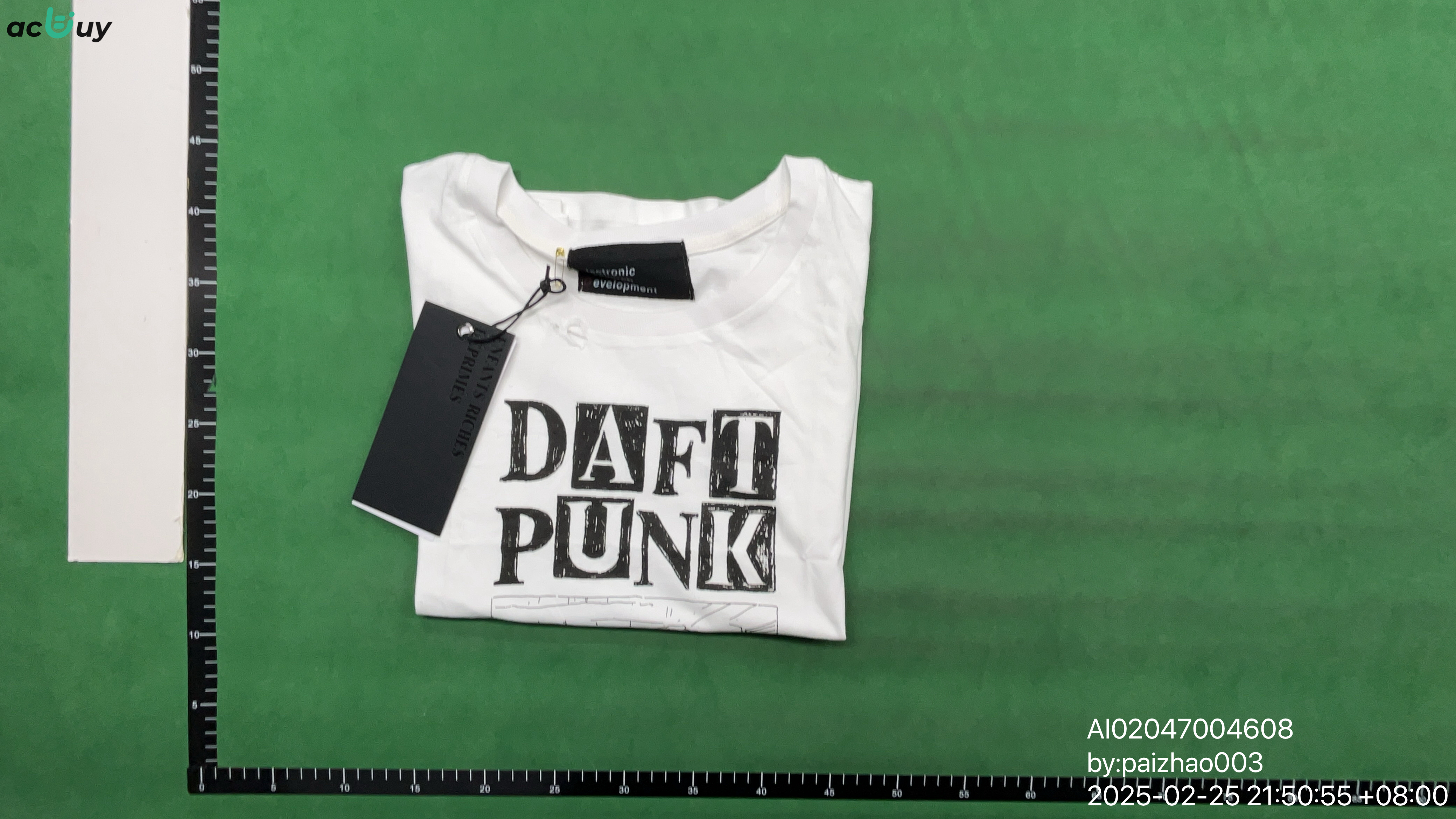 T-shirt — QC-foto 1 av 4